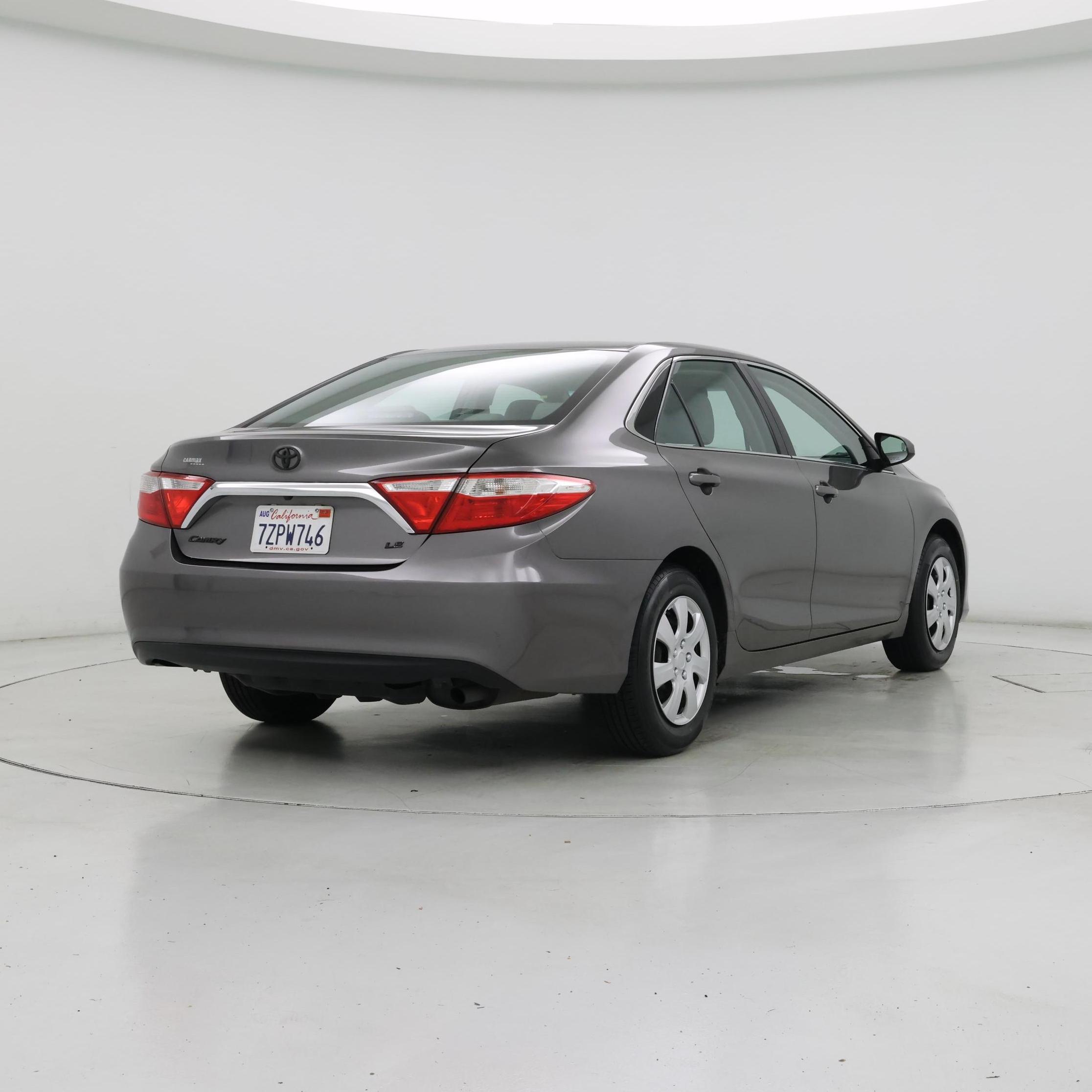 Thumbnail: 2017 Toyota Camry - 8