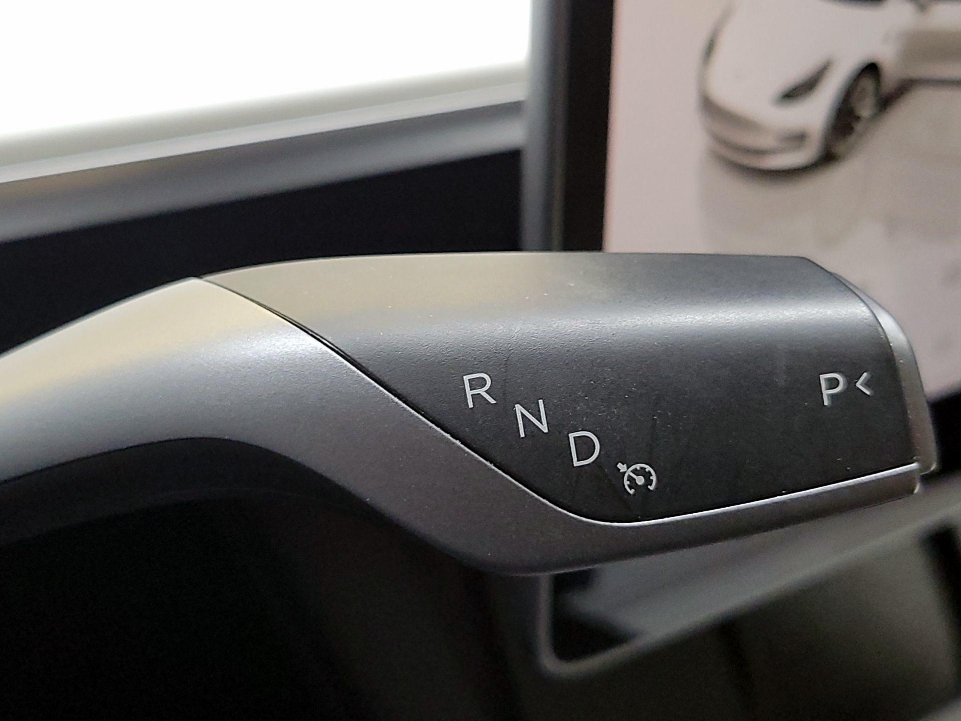 Thumbnail: 2023 Tesla Model 3 - 17