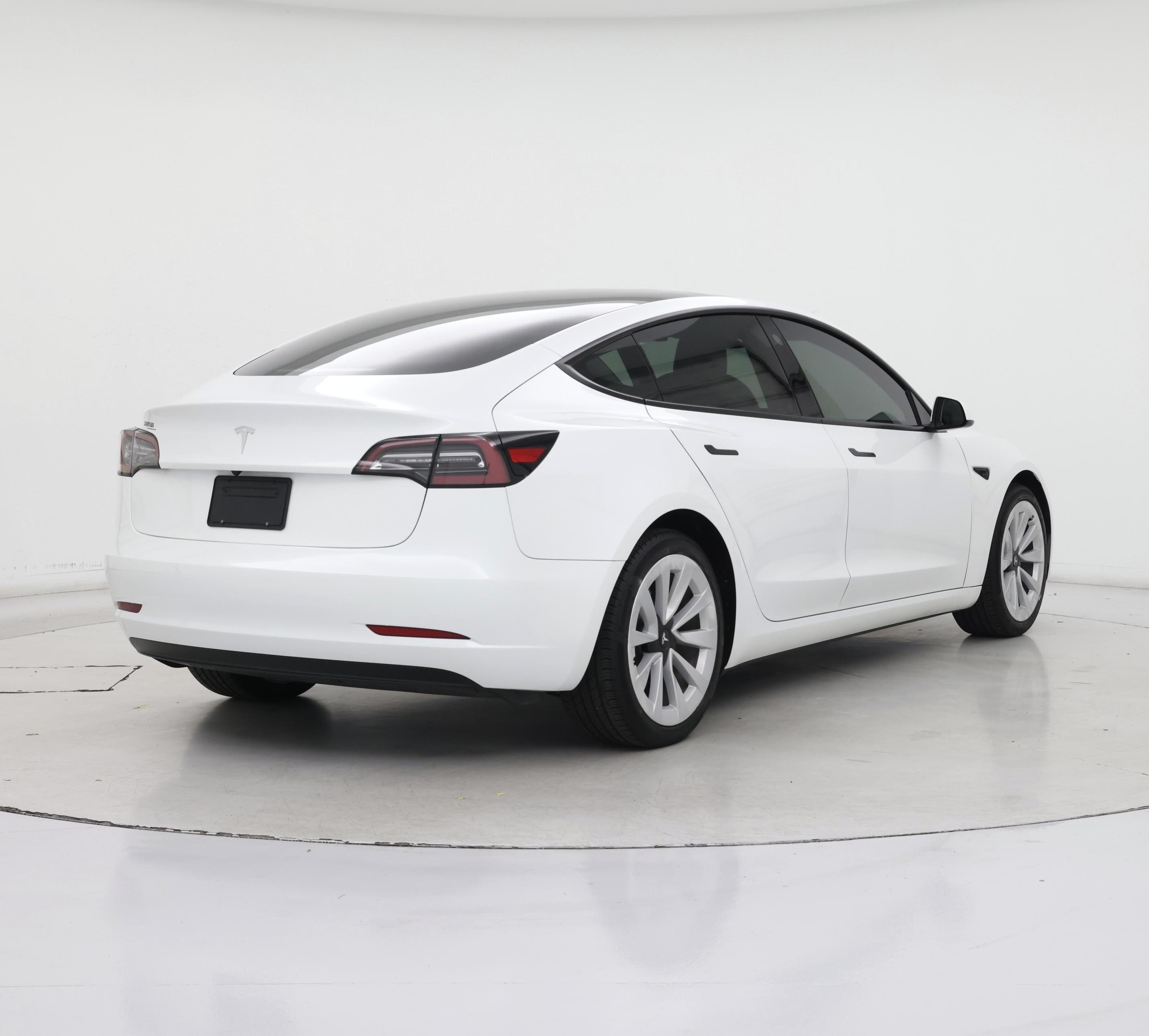 Thumbnail: 2023 Tesla Model 3 - 8