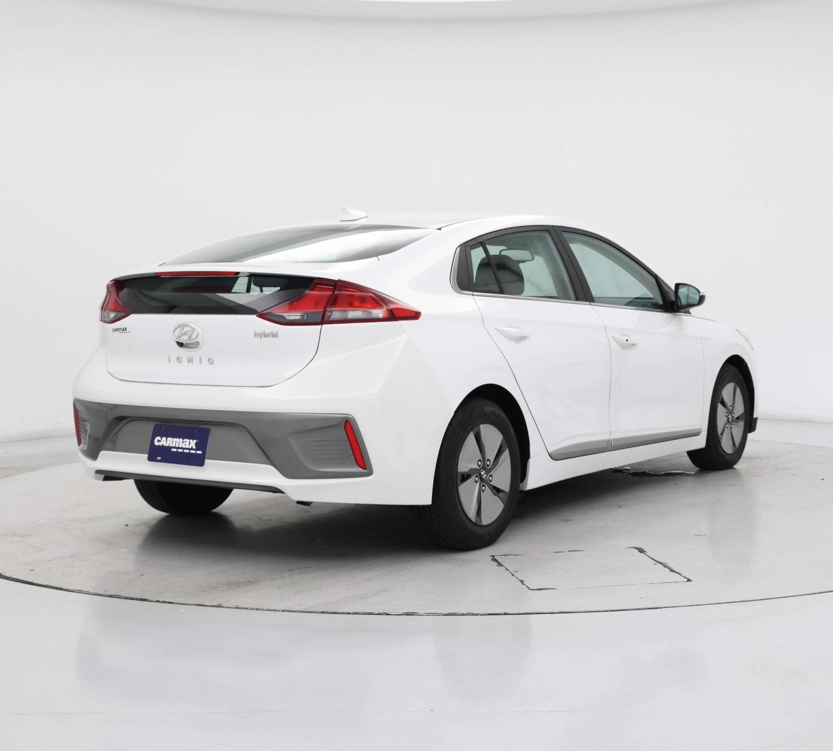 Thumbnail: 2022 Hyundai Ioniq - 8