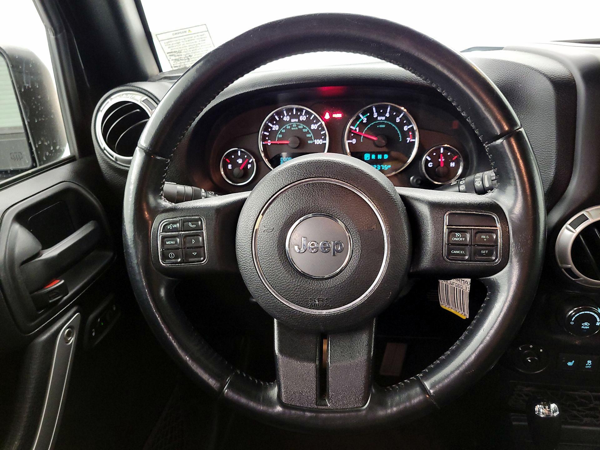 Thumbnail: 2016 Jeep Wrangler - 10