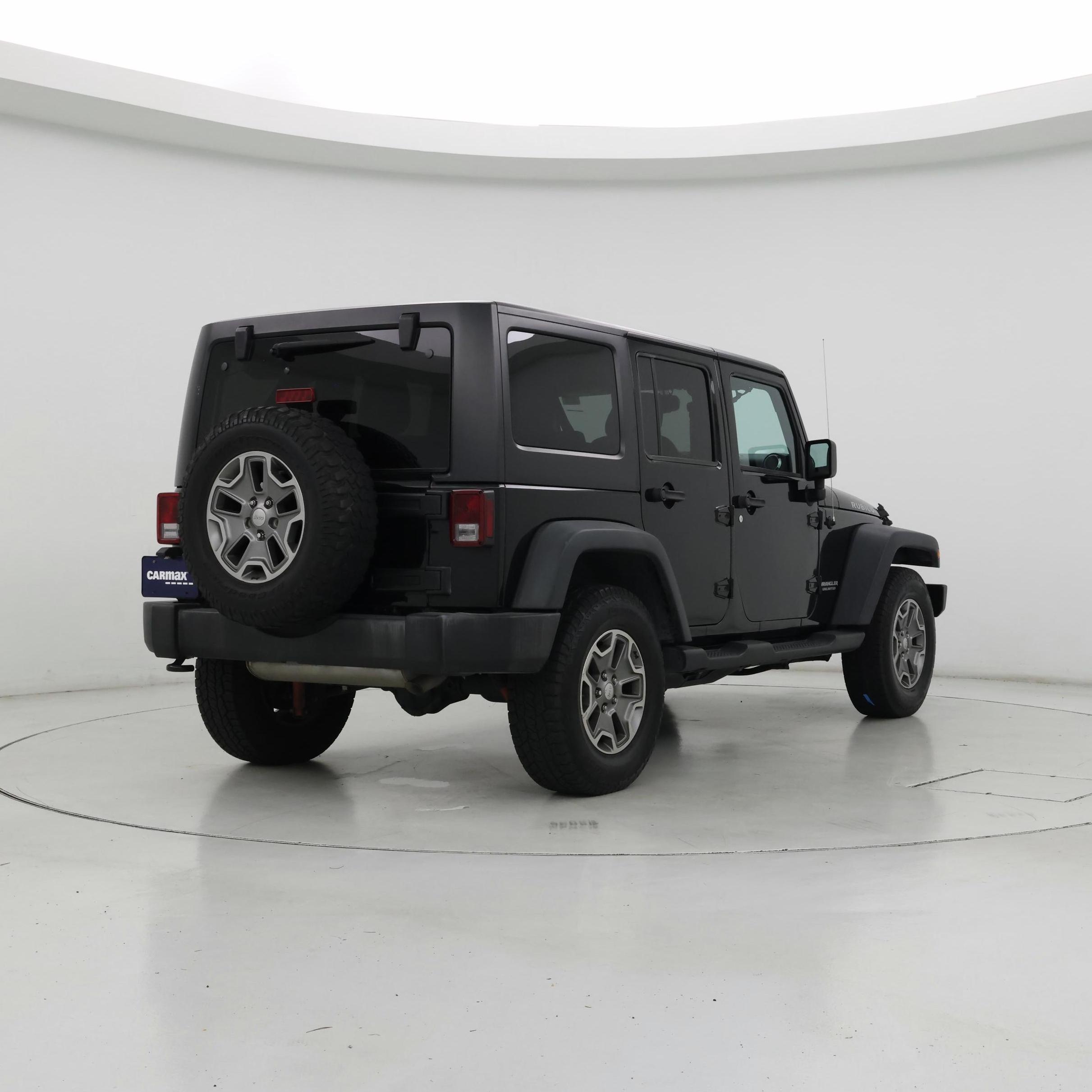 Thumbnail: 2016 Jeep Wrangler - 8