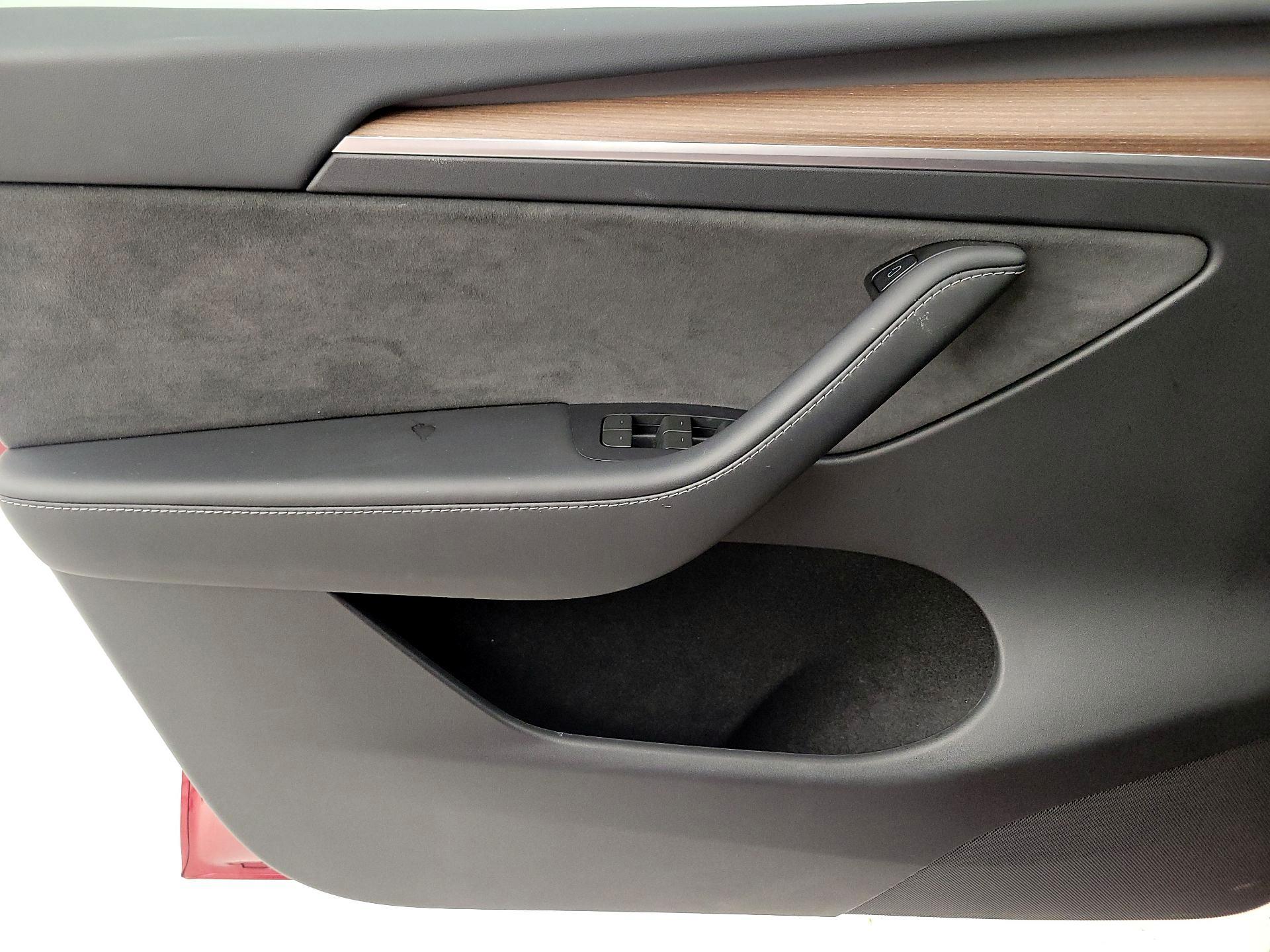 Thumbnail: 2024 Tesla Model Y - 12