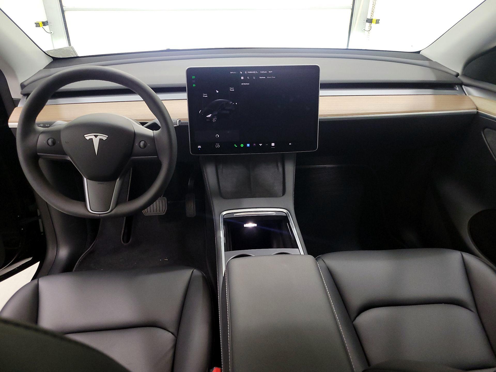 Thumbnail: 2023 Tesla Model Y - 9