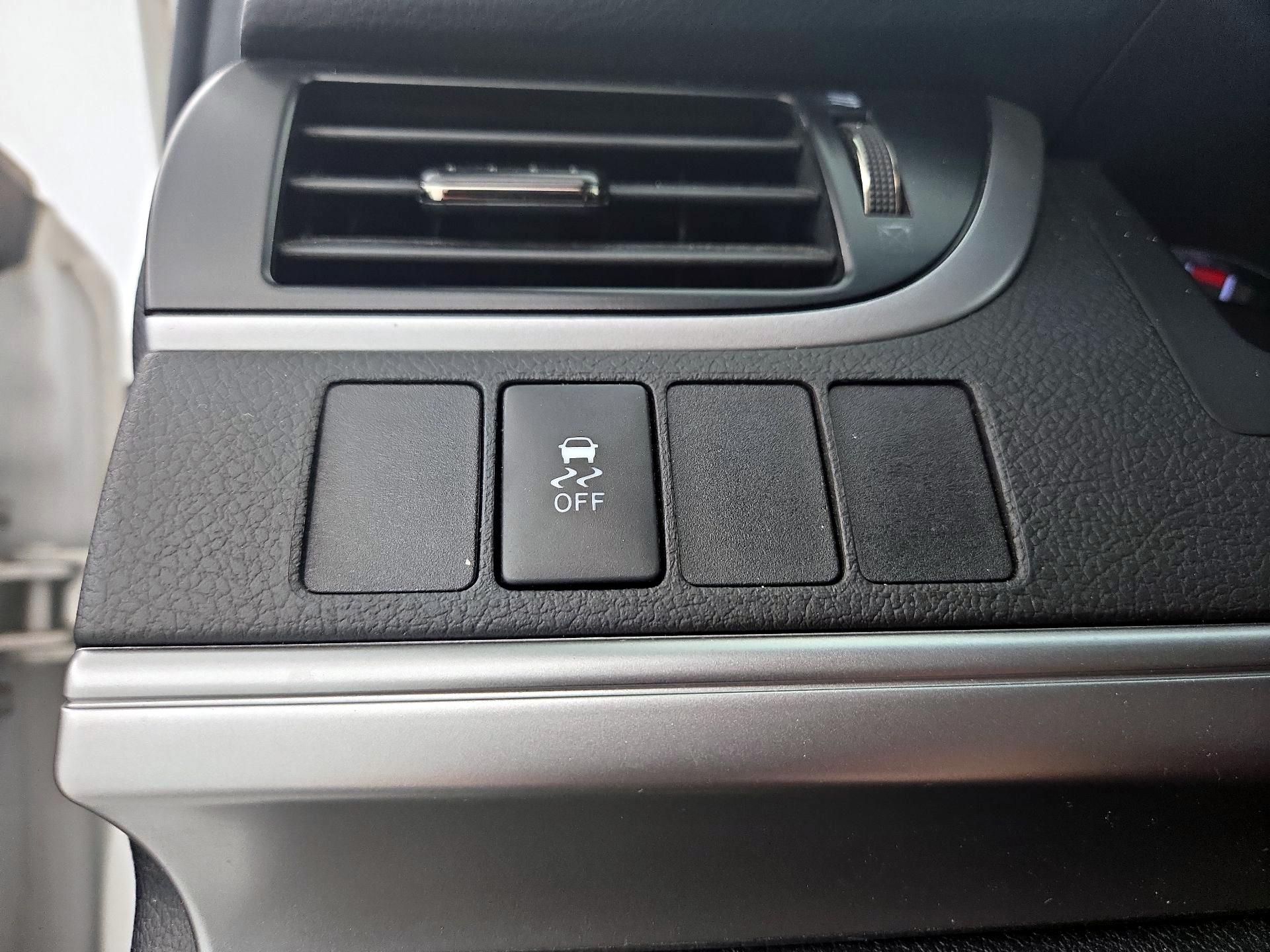 Thumbnail: 2014 Toyota Camry - 13