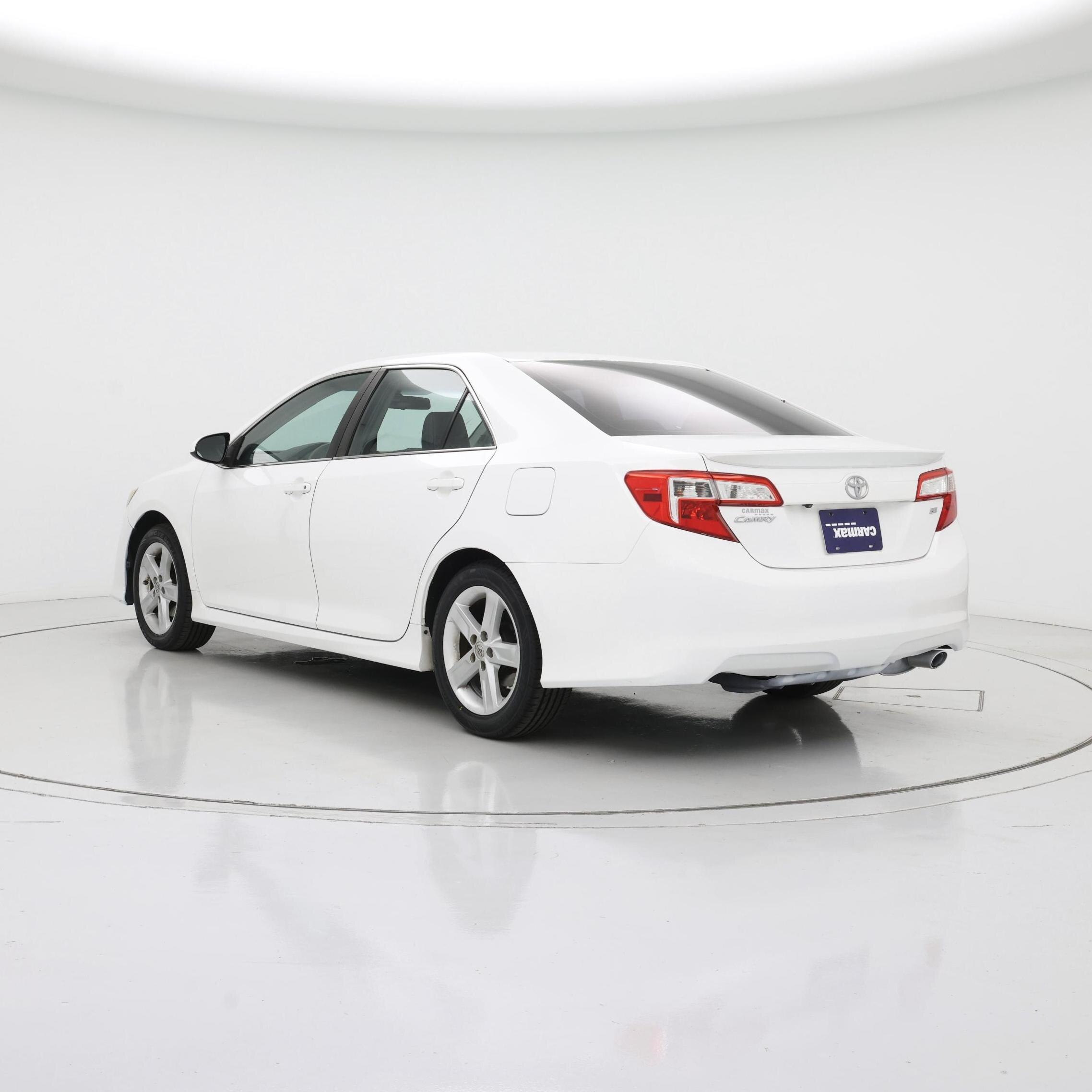 Thumbnail: 2014 Toyota Camry - 2