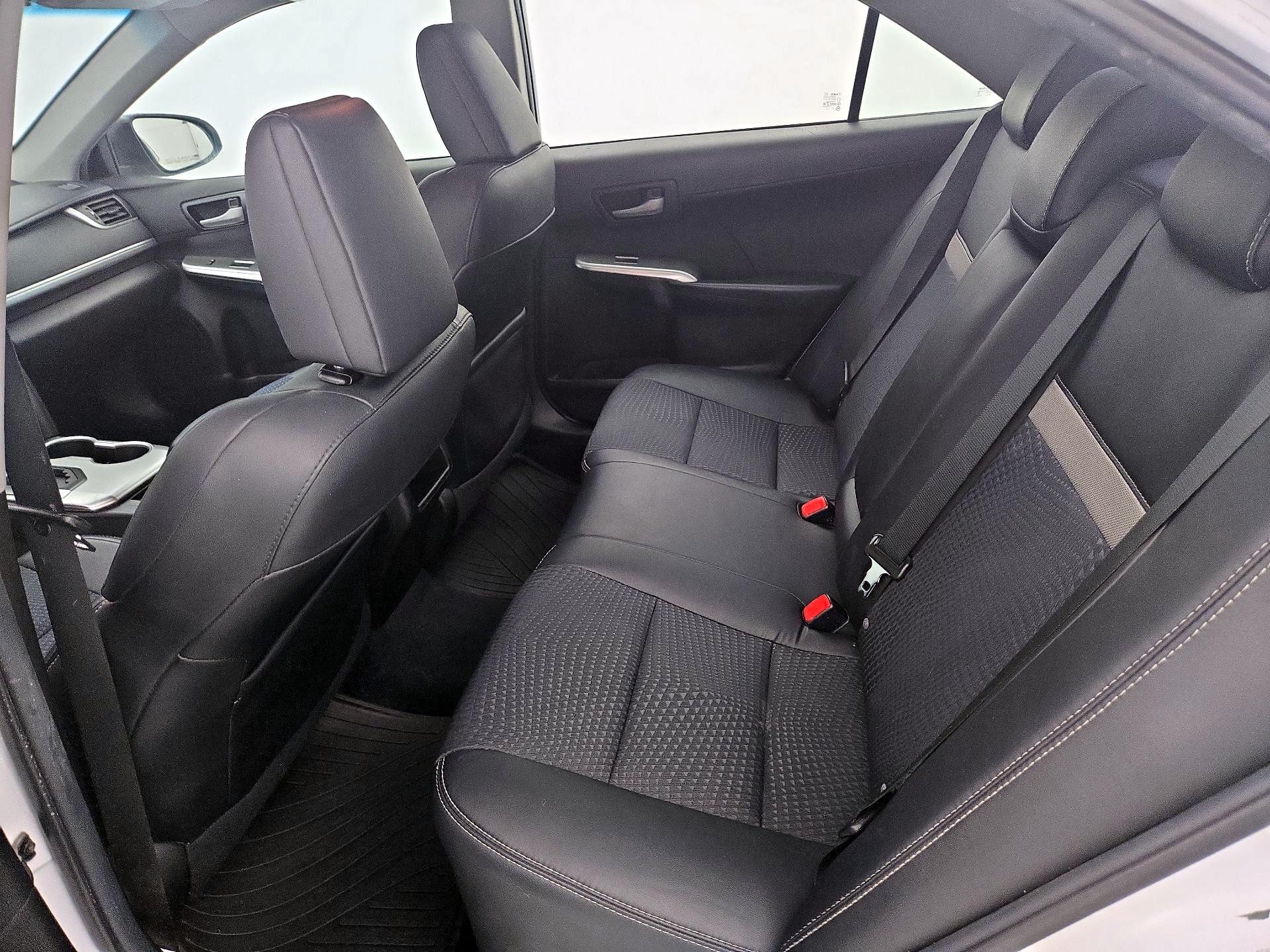 Thumbnail: 2014 Toyota Camry - 19