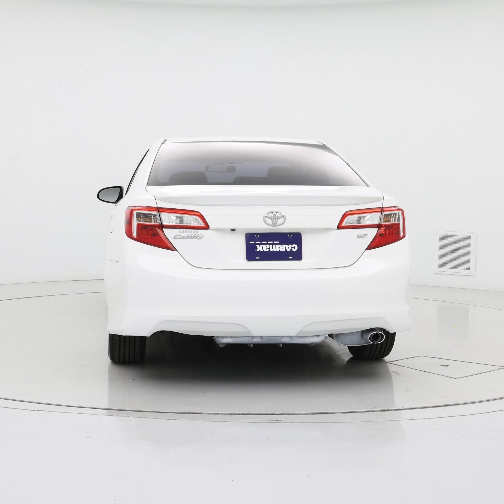 Thumbnail: 2014 Toyota Camry - 6