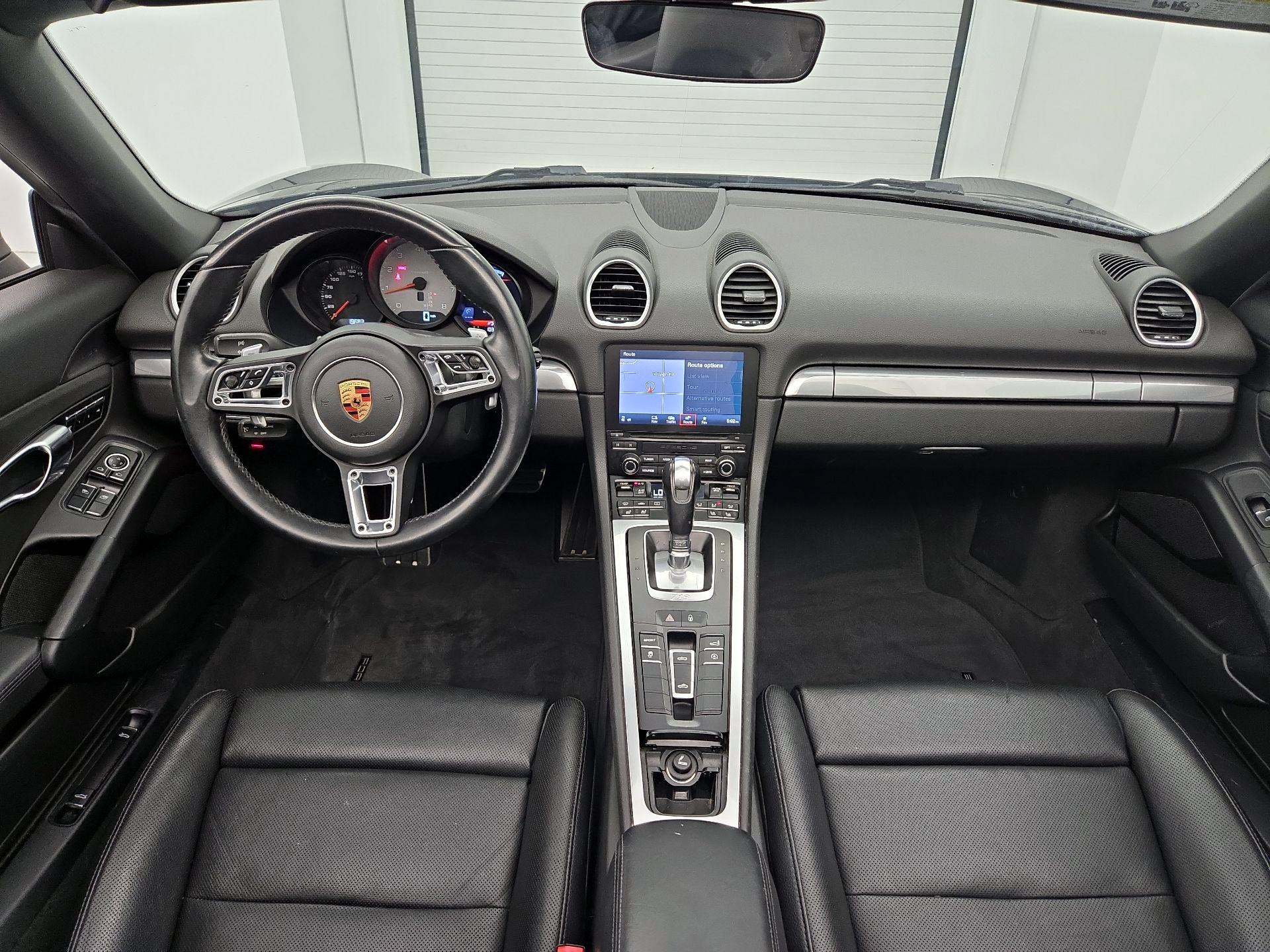 Thumbnail: 2018 Porsche 718 Boxster - 9