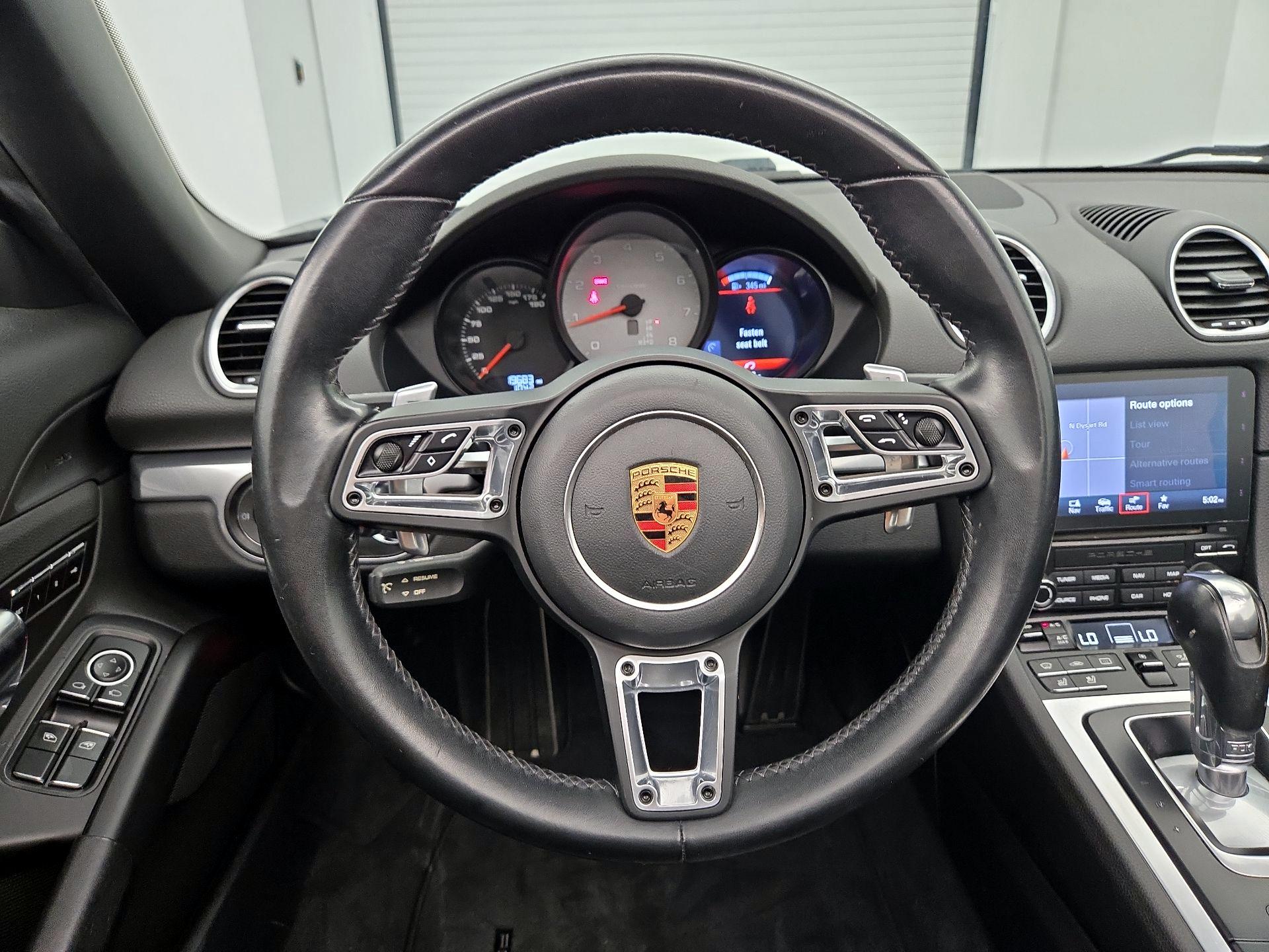 Thumbnail: 2018 Porsche 718 Boxster - 10