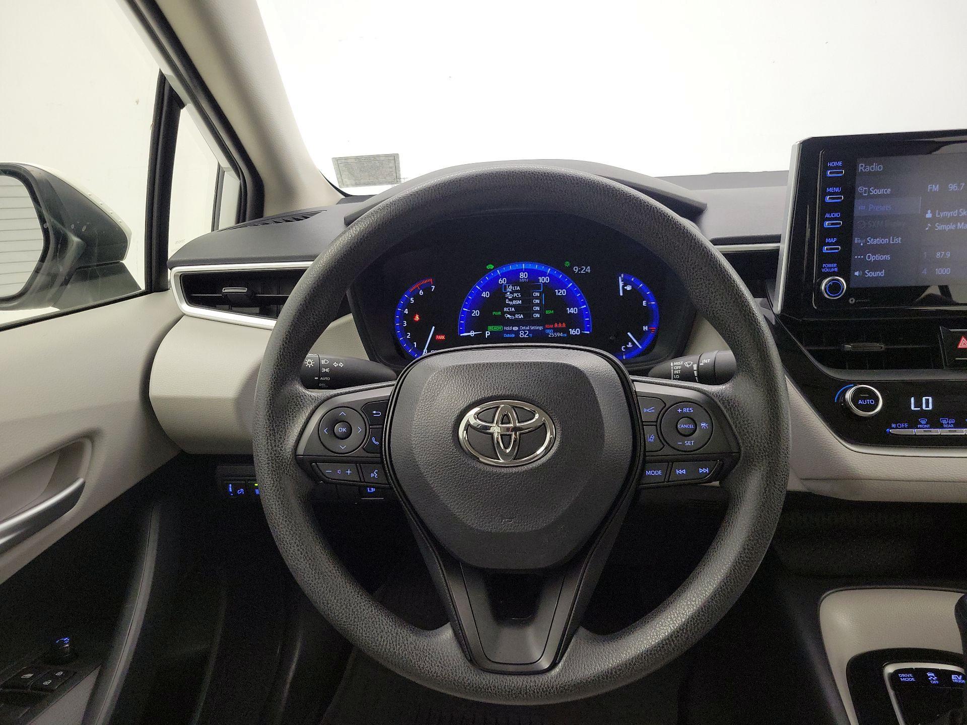 Thumbnail: 2021 Toyota Corolla - 10