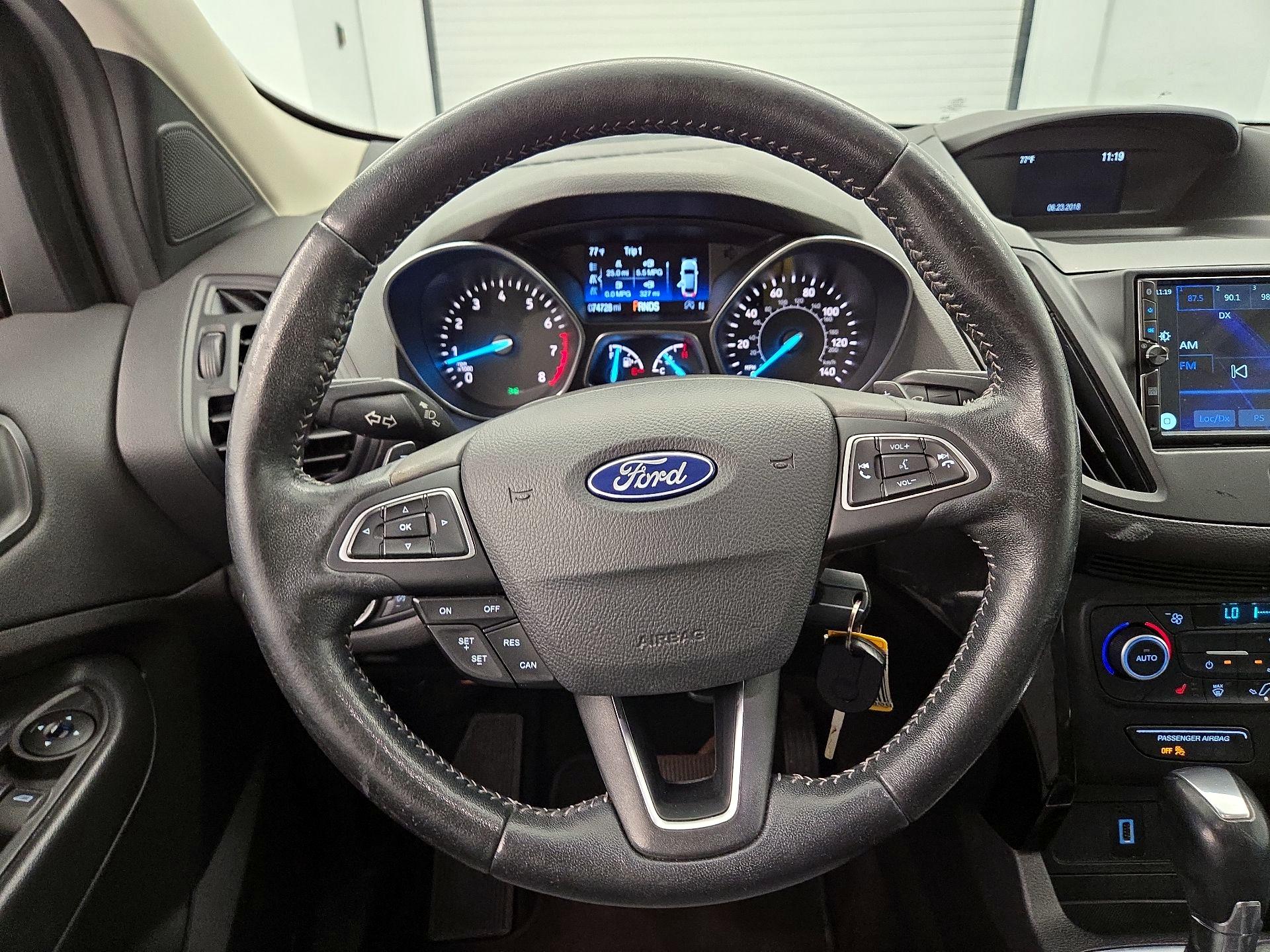 Thumbnail: 2018 Ford Escape - 10