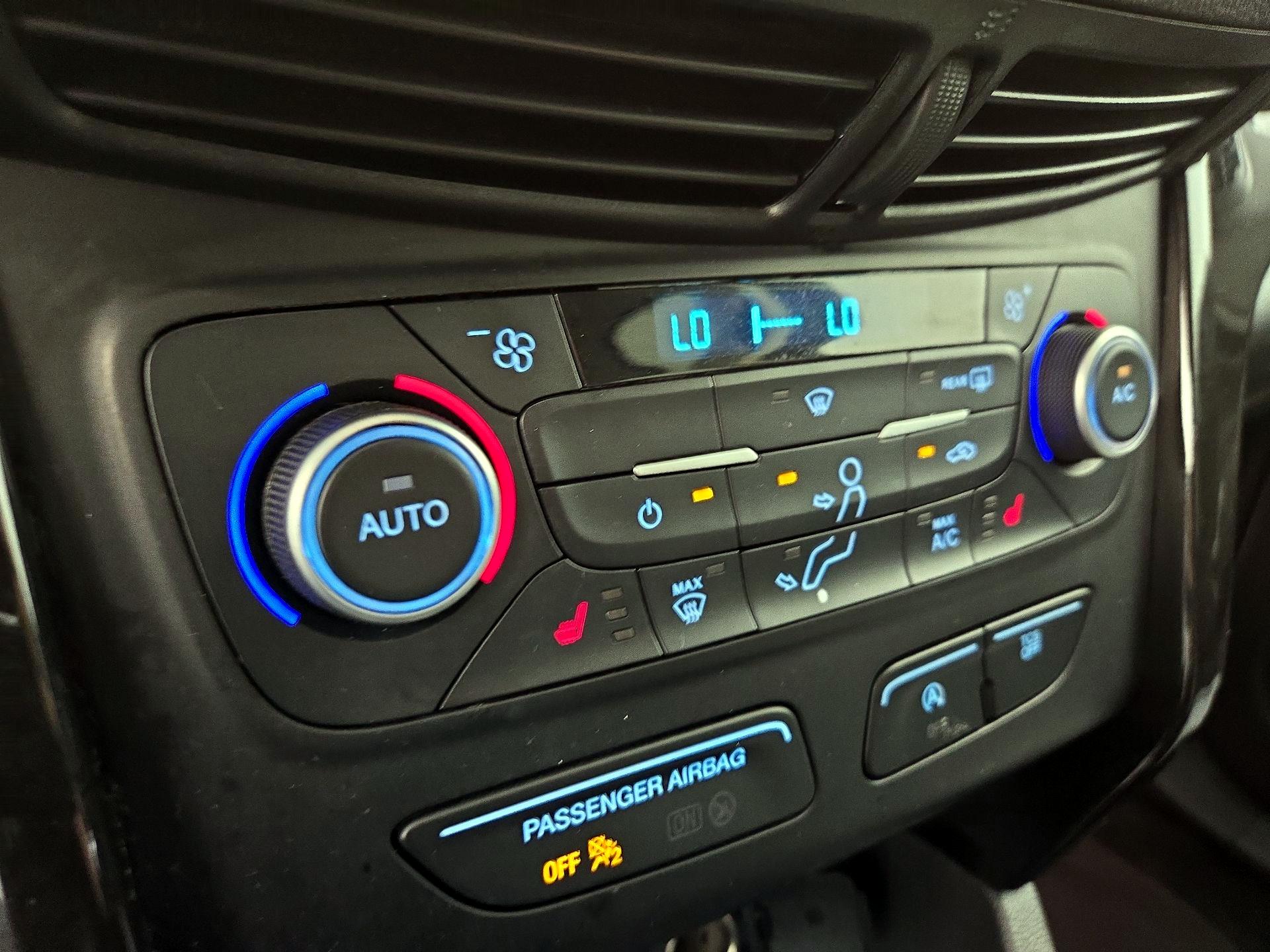 Thumbnail: 2018 Ford Escape - 16