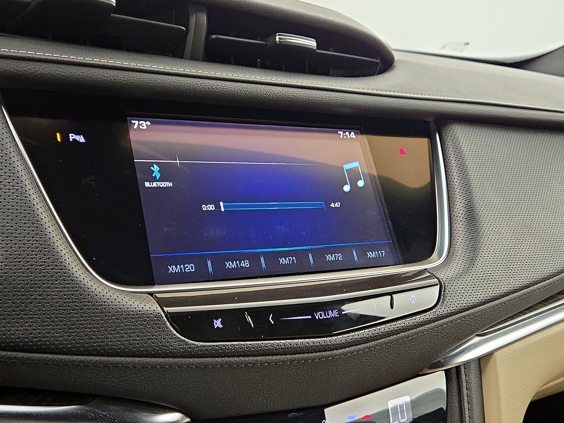 Thumbnail: 2017 Cadillac XT5 - 15