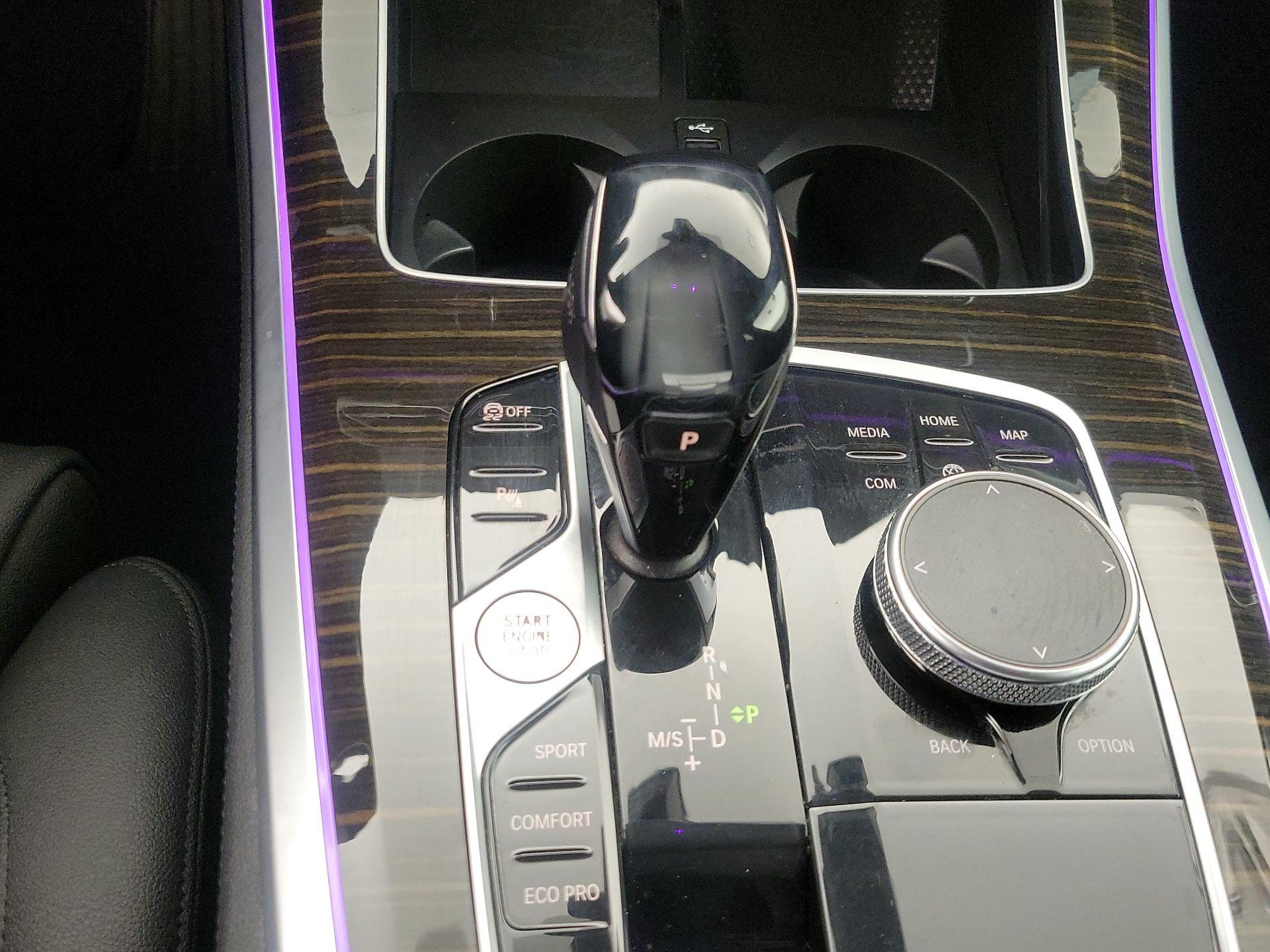 Thumbnail: 2021 BMW X5 - 18