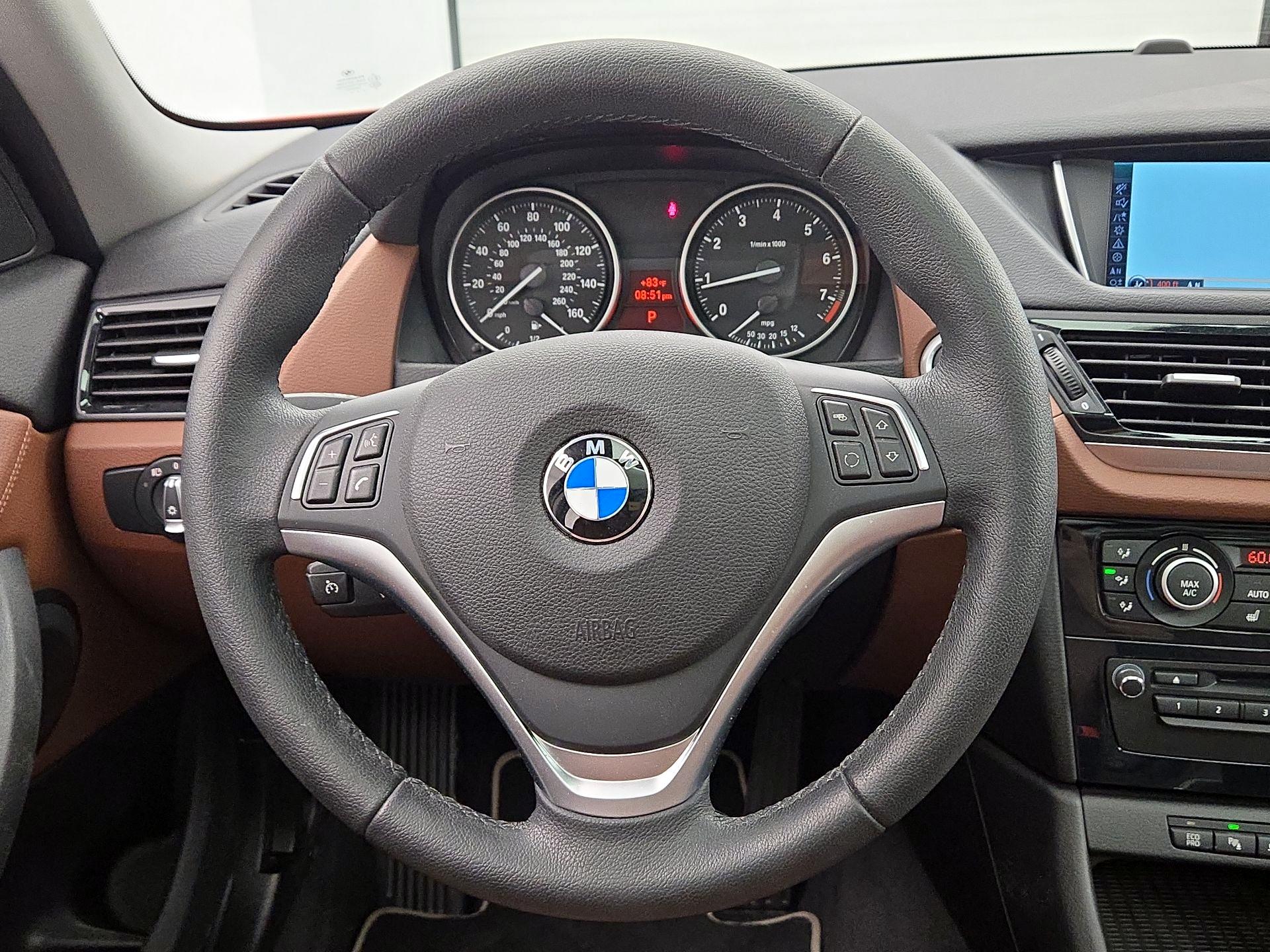 Thumbnail: 2015 BMW X1 - 10