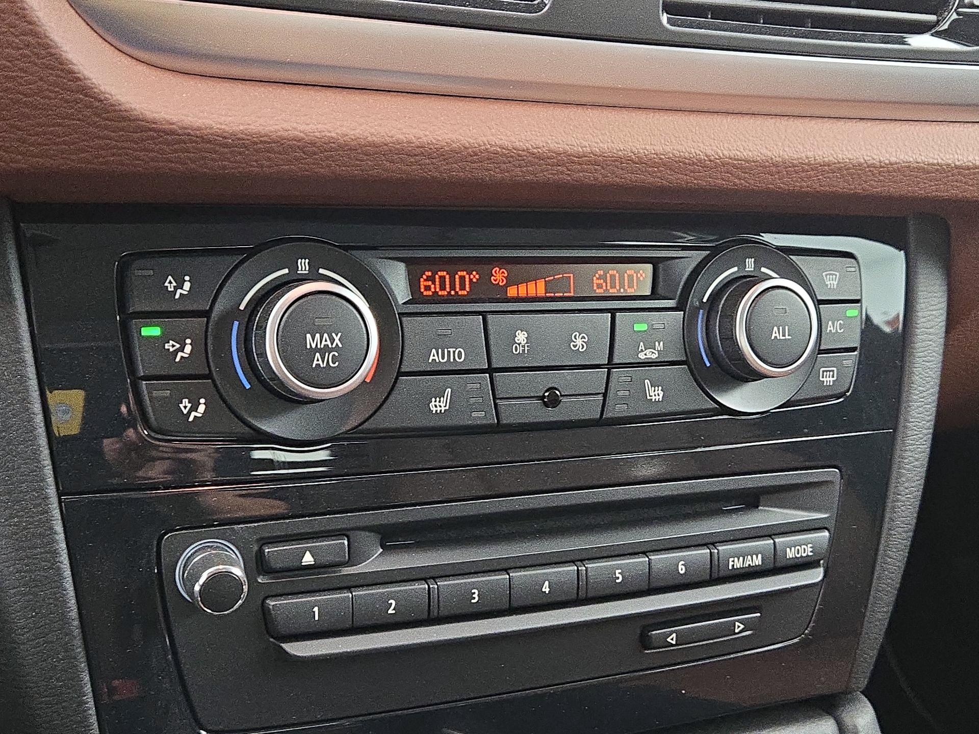 Thumbnail: 2015 BMW X1 - 17