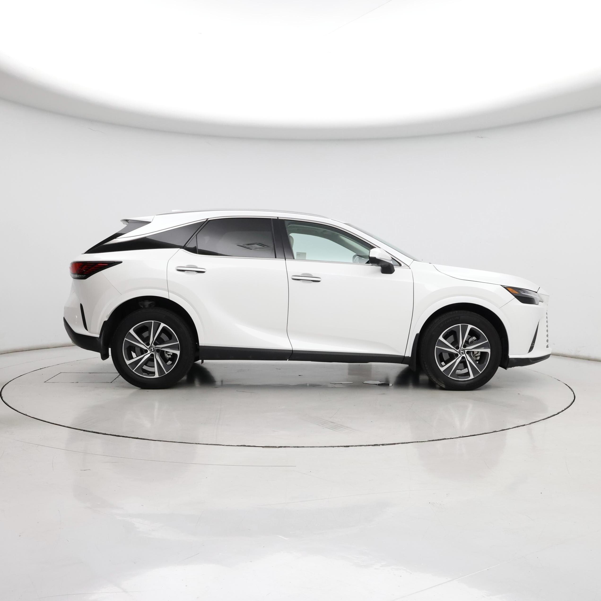 Thumbnail: 2023 Lexus RX - 7