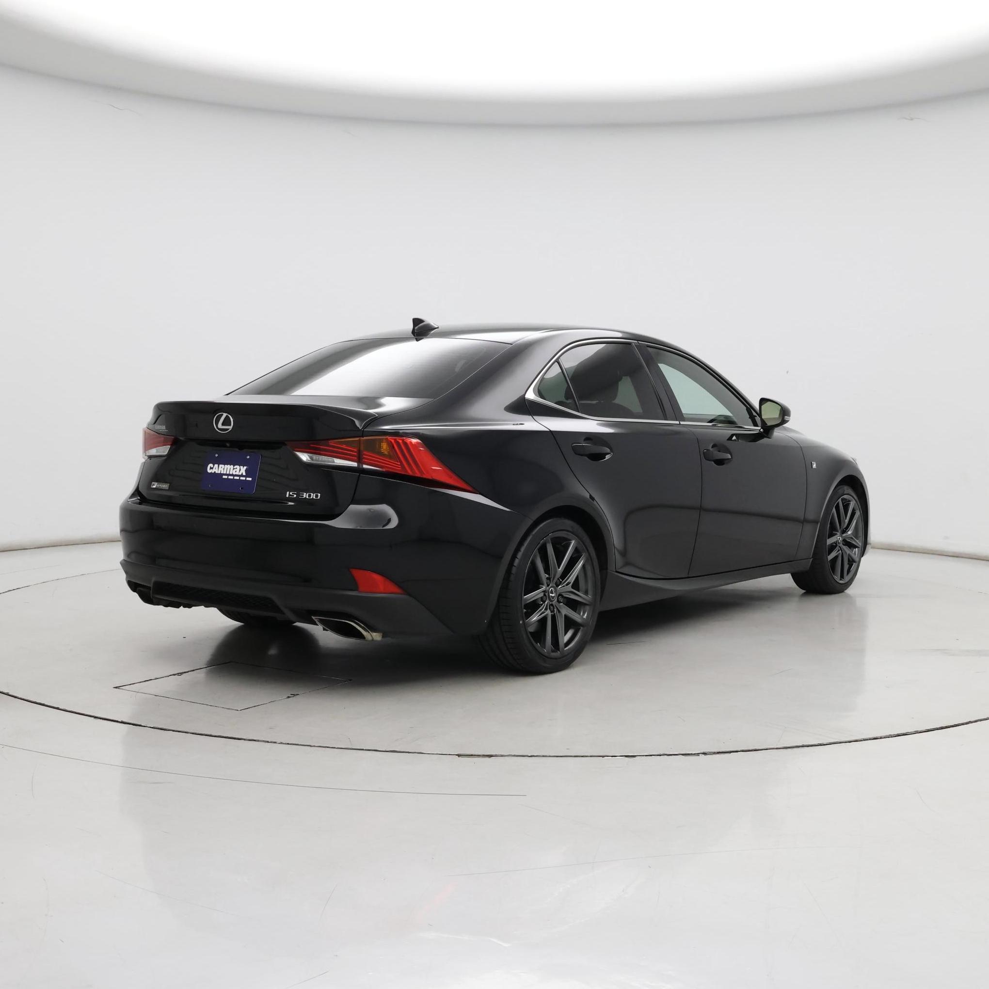Thumbnail: 2020 Lexus IS - 8