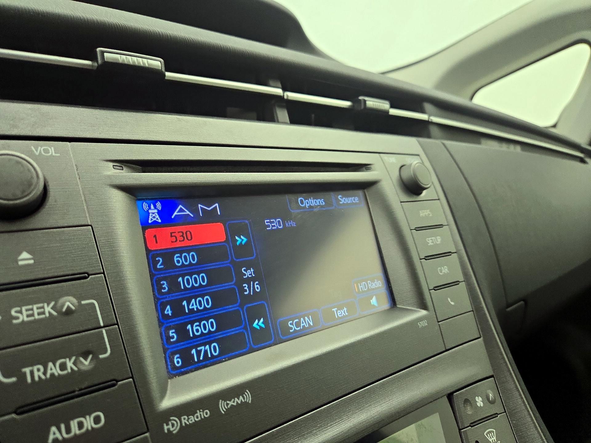 Thumbnail: 2015 Toyota Prius - 15