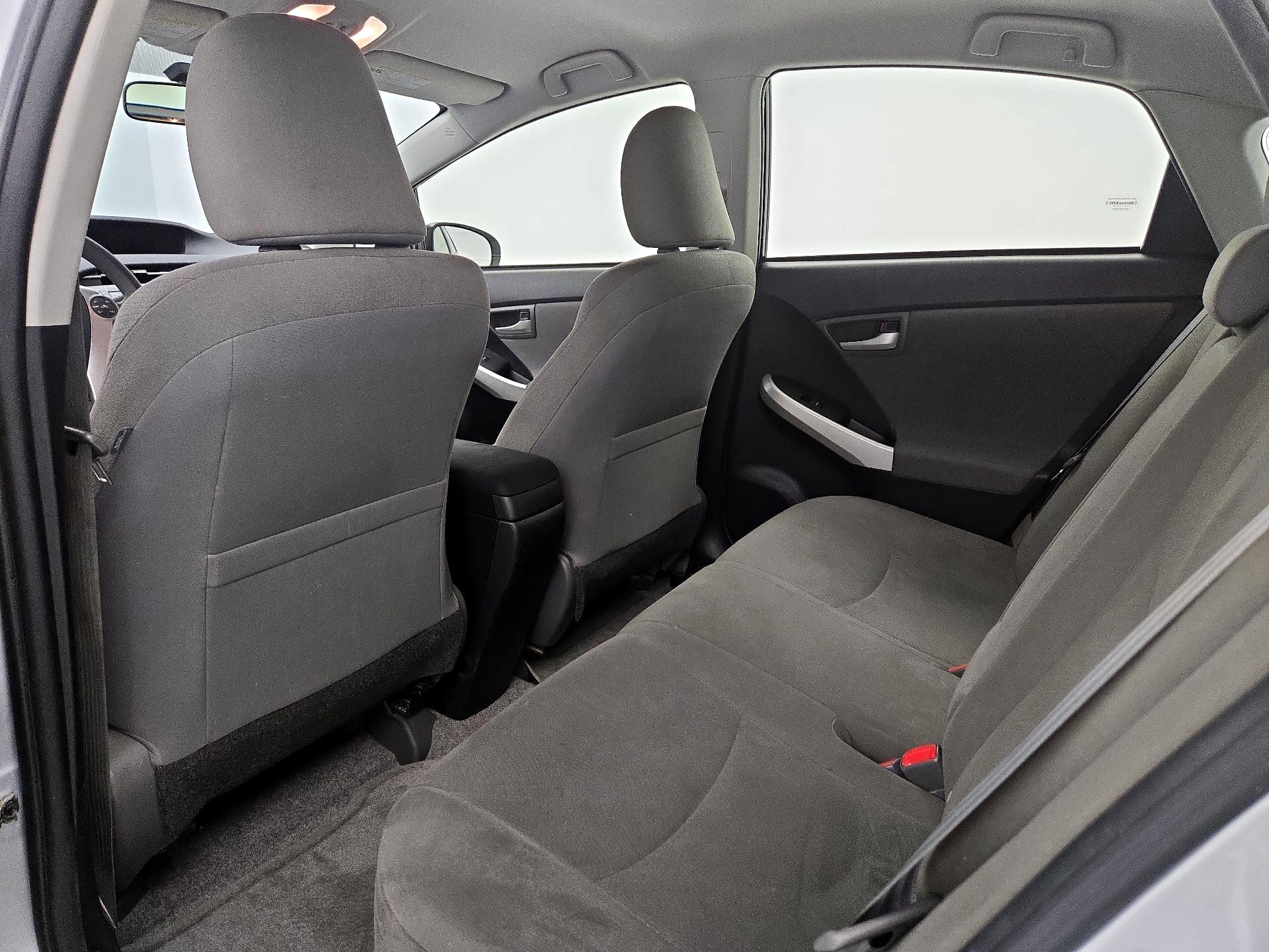 Thumbnail: 2015 Toyota Prius - 19