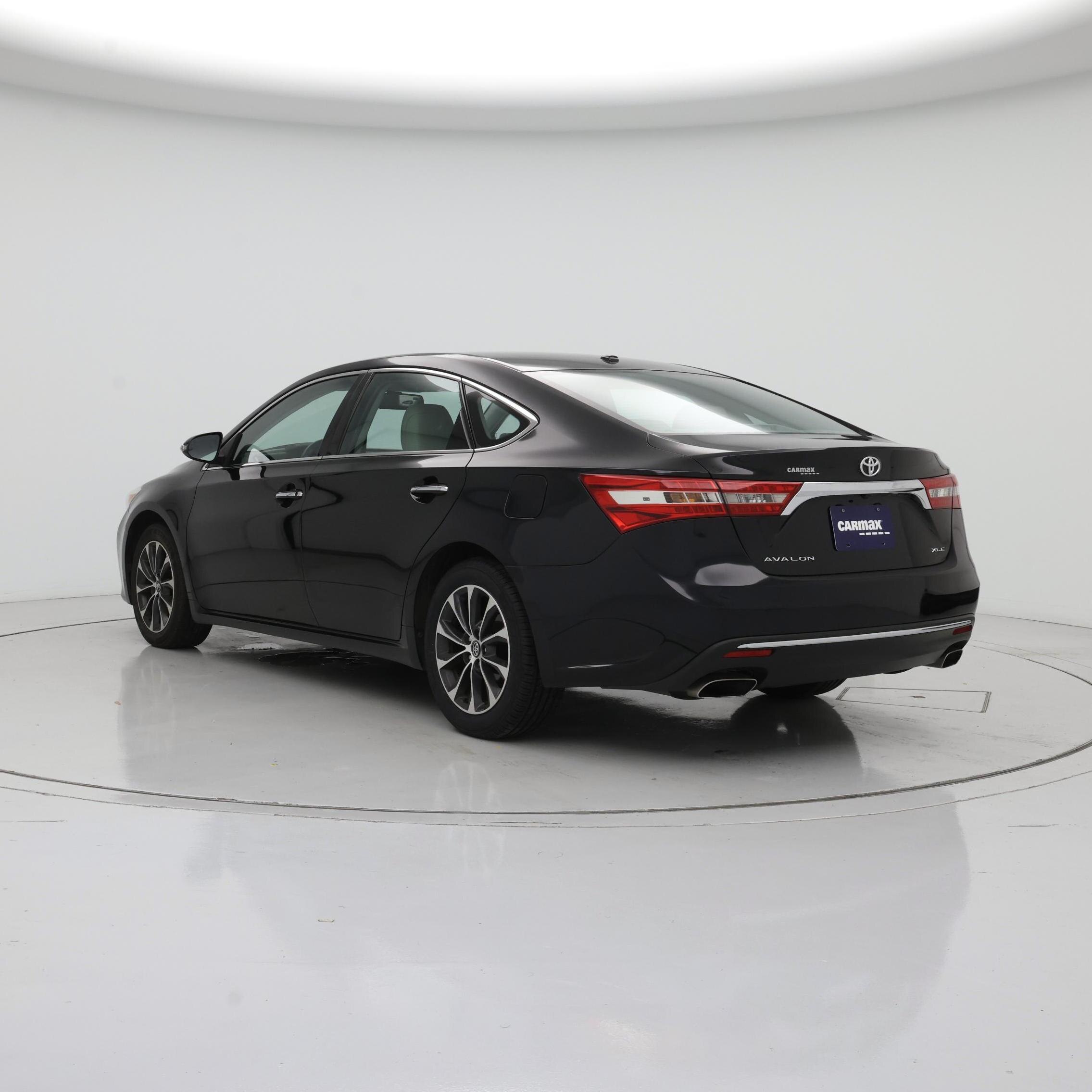 Thumbnail: 2016 Toyota Avalon - 2