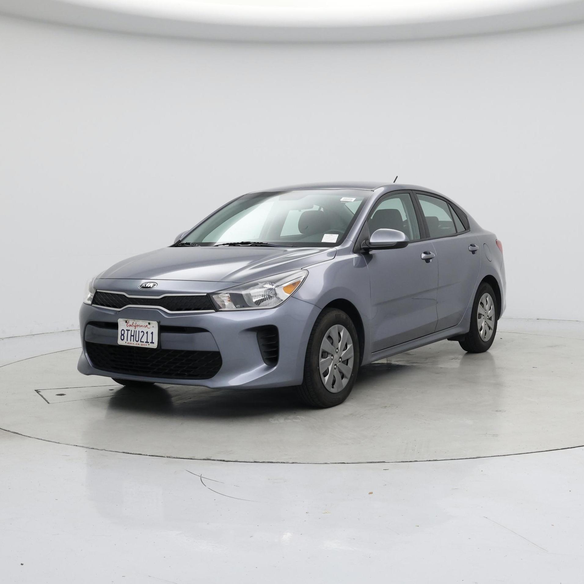 Thumbnail: 2020 Kia Rio - 4