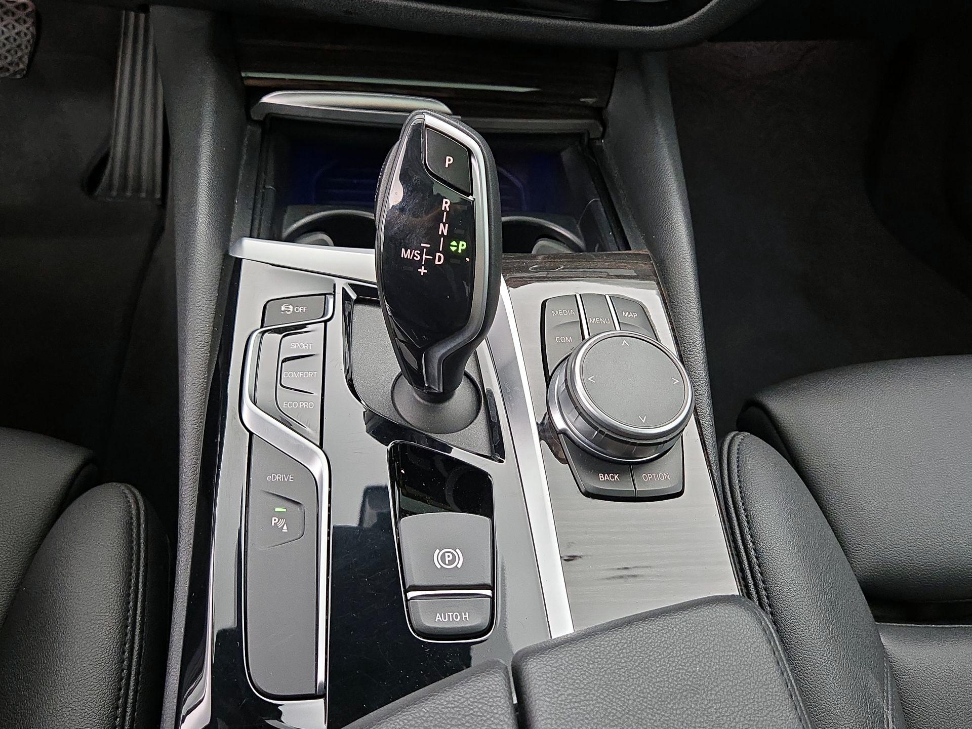 Thumbnail: 2019 BMW 5 Series - 18