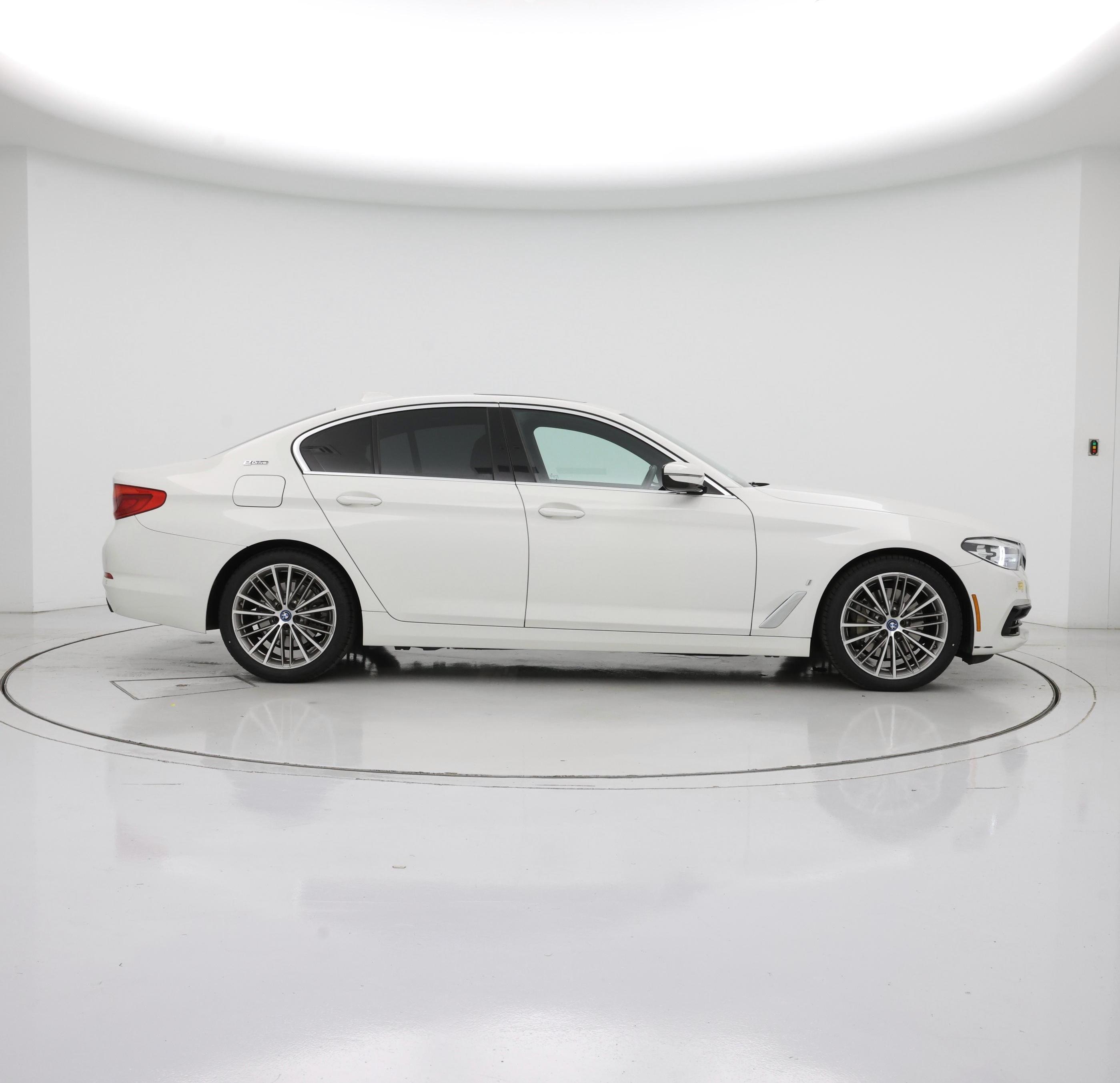 Thumbnail: 2019 BMW 5 Series - 7