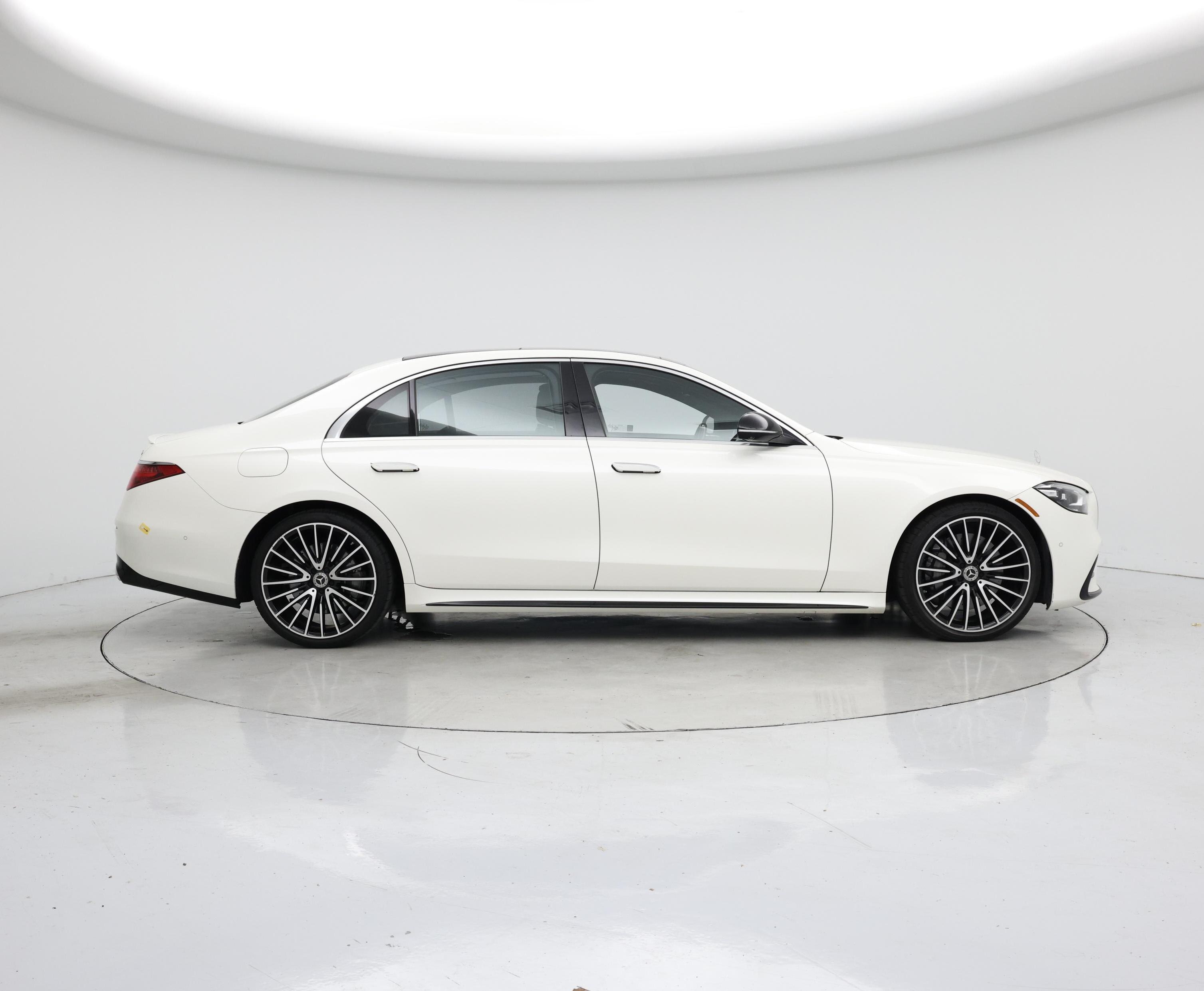 Thumbnail: 2021 Mercedes-Benz S-Class - 7