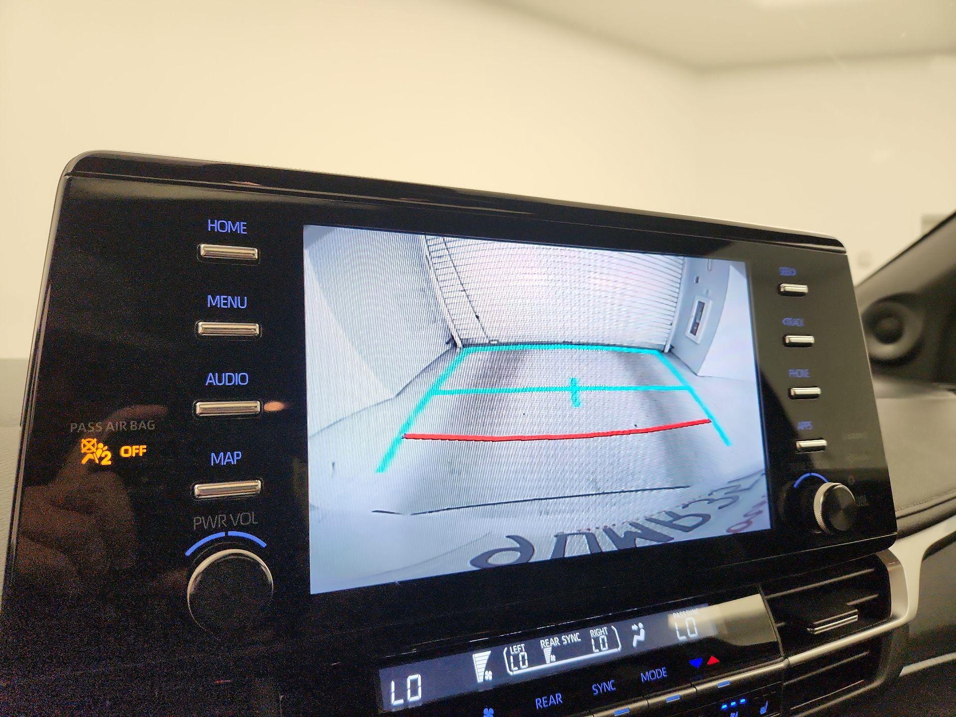 Thumbnail: 2023 Toyota Sienna - 15