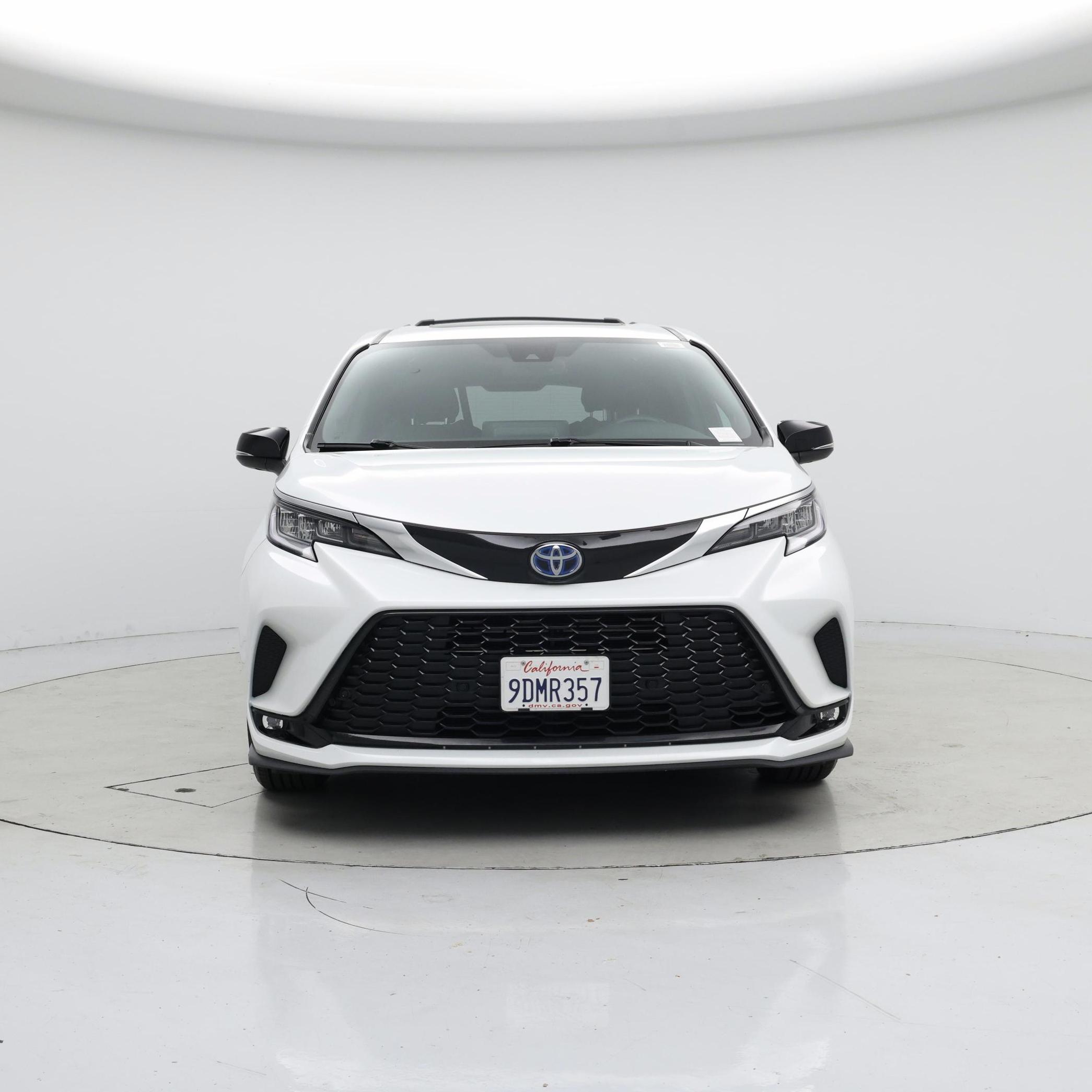 Thumbnail: 2023 Toyota Sienna - 5