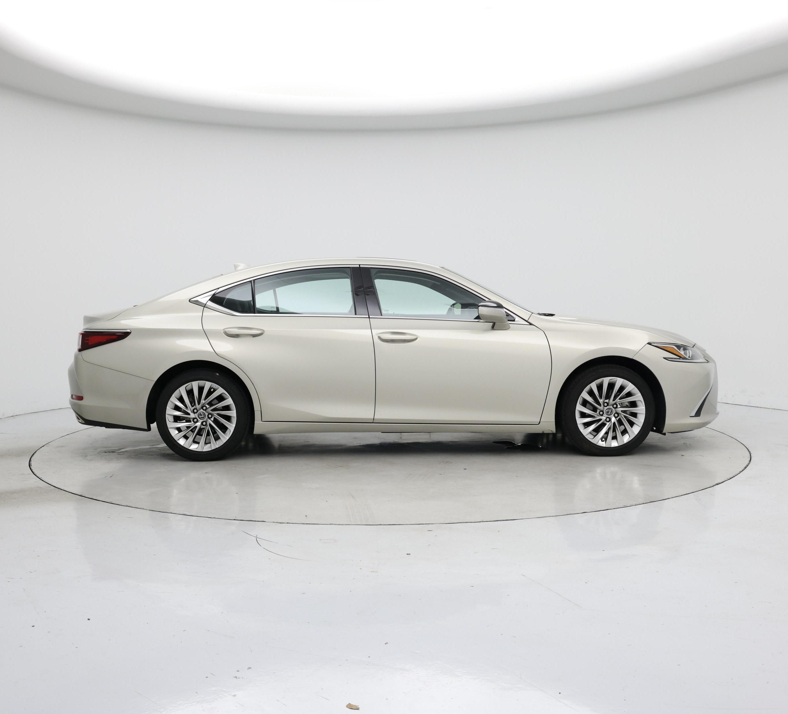 Thumbnail: 2020 Lexus ES - 7