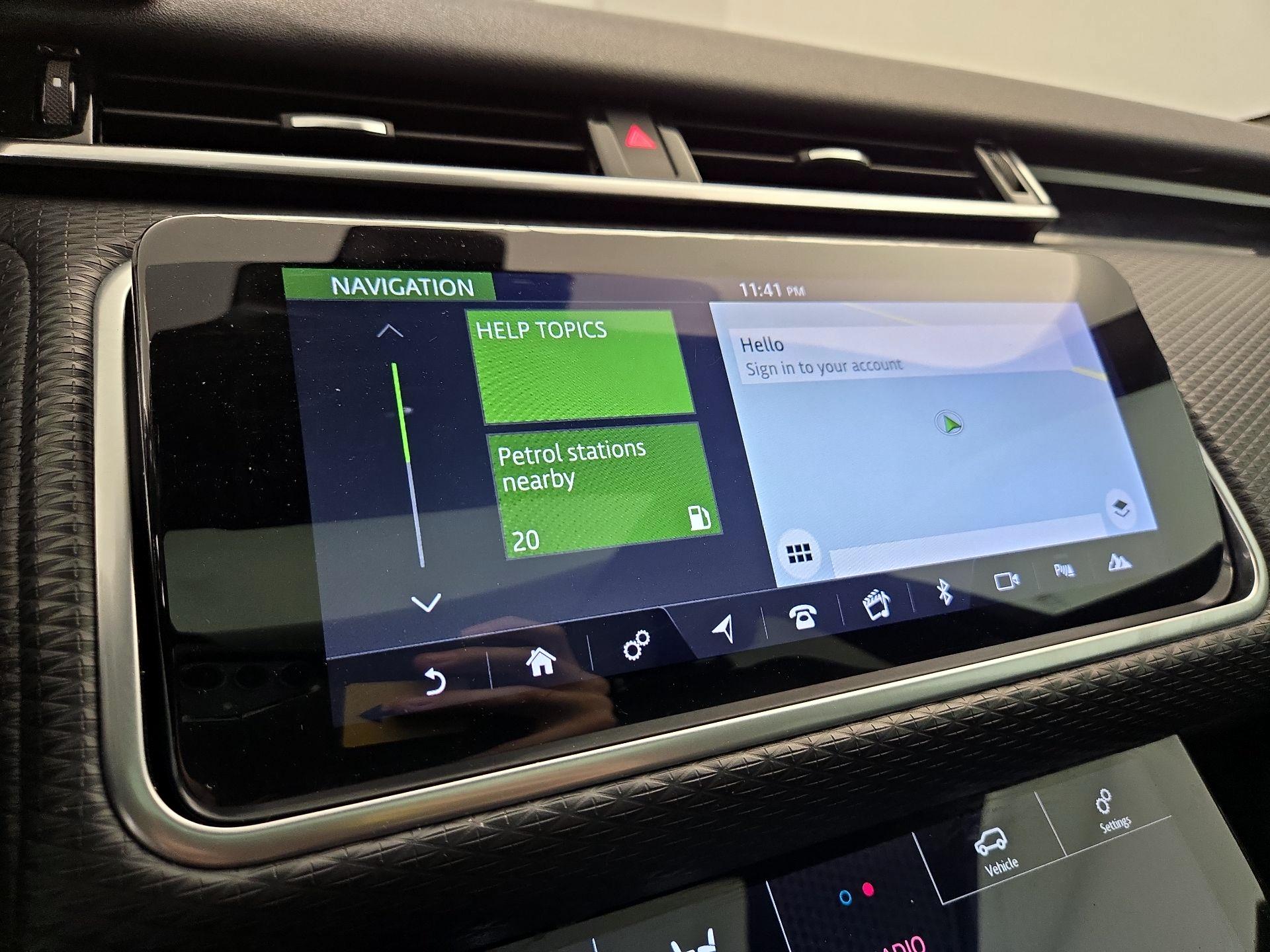 Thumbnail: 2018 Land Rover Range Rover Velar - 14