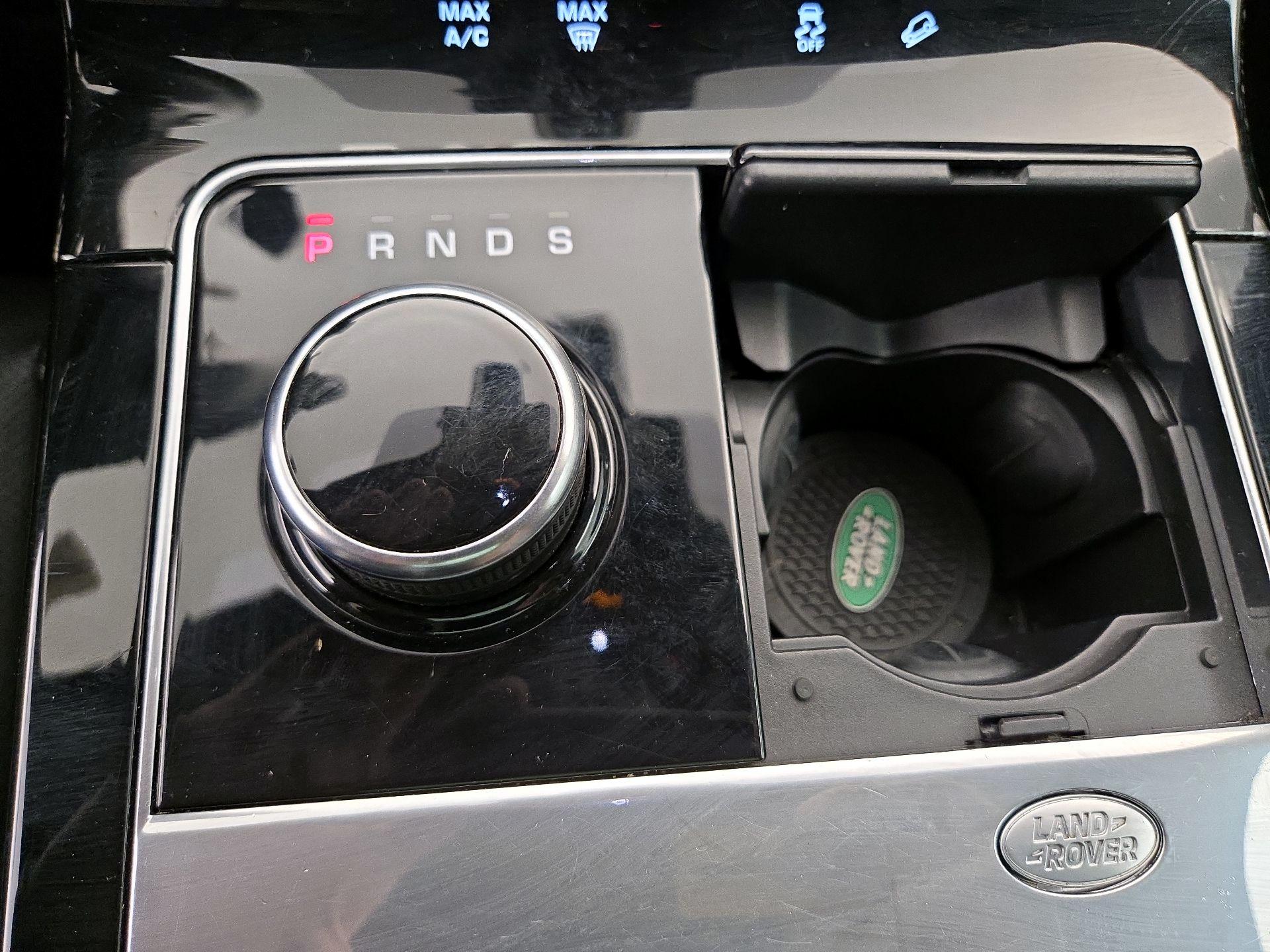 Thumbnail: 2018 Land Rover Range Rover Velar - 18
