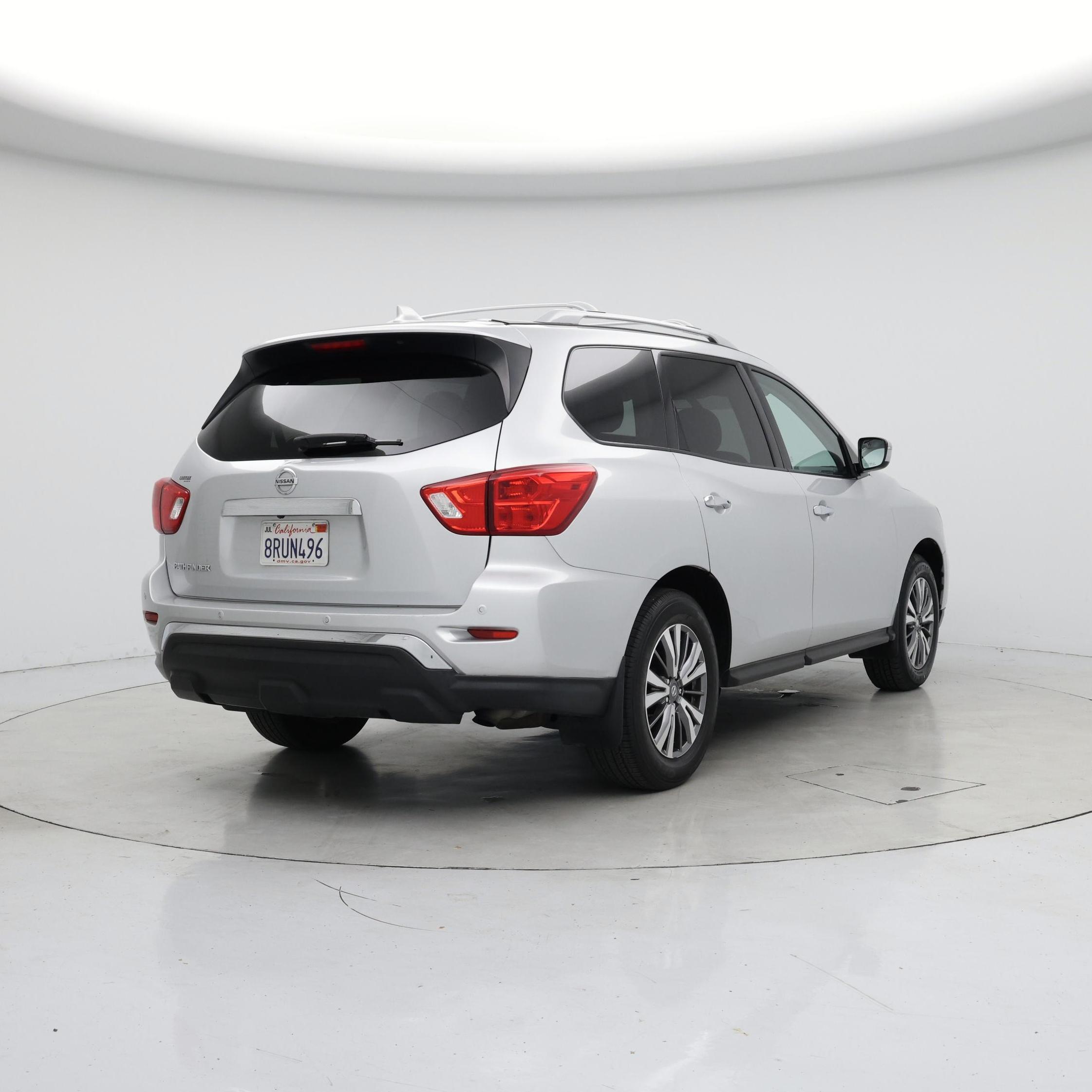 Thumbnail: 2020 Nissan Pathfinder - 8