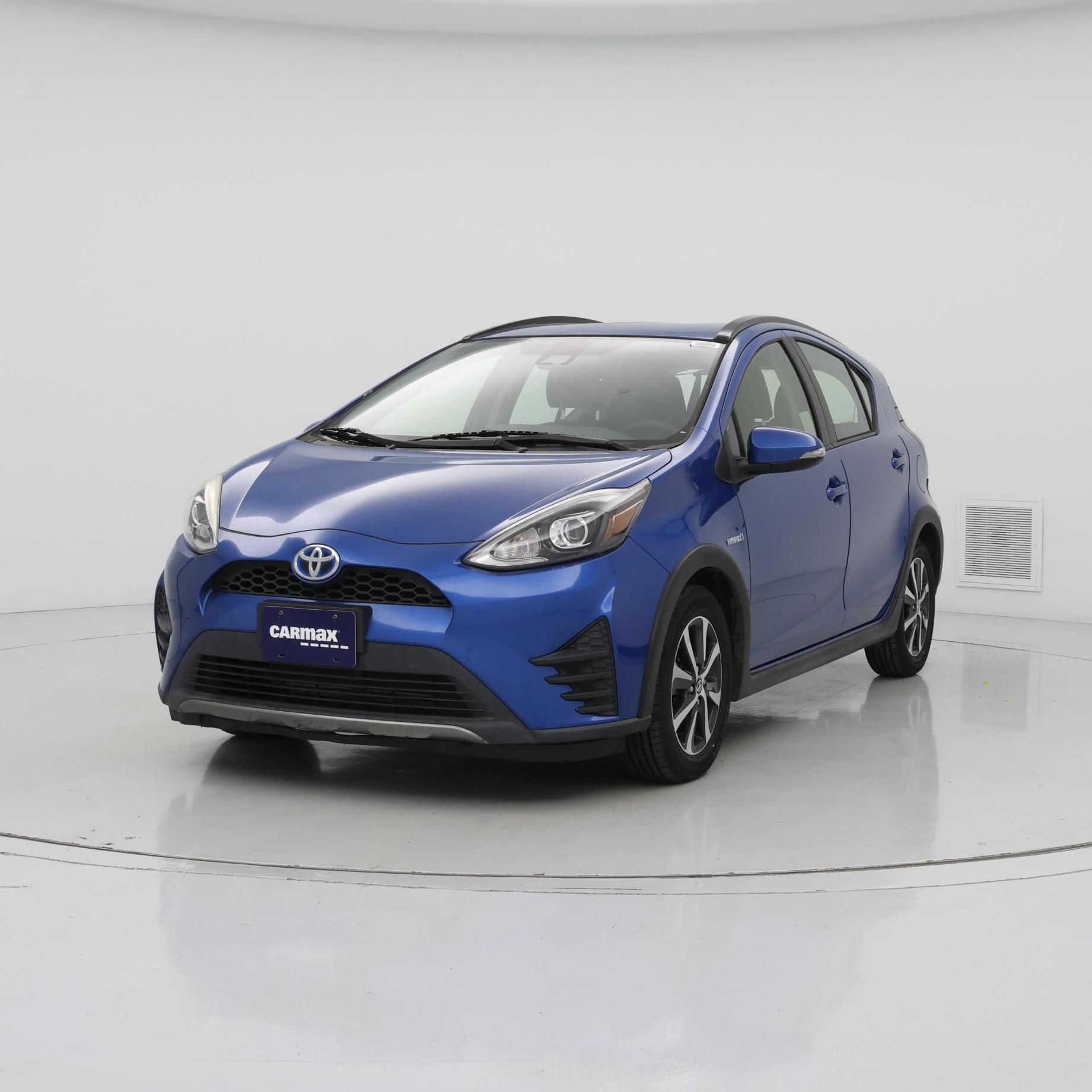 Thumbnail: 2019 Toyota Prius c - 4