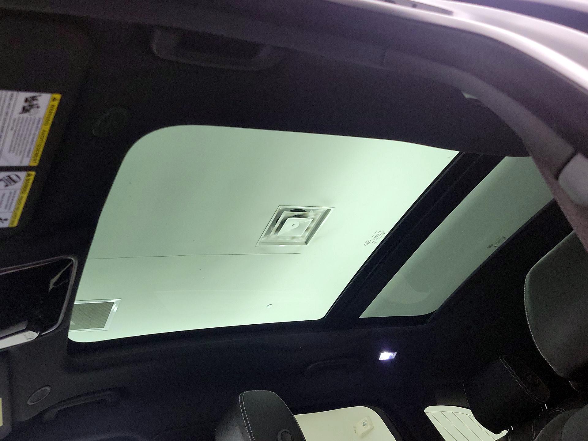 Thumbnail: 2023 Land Rover Range Rover Velar - 20