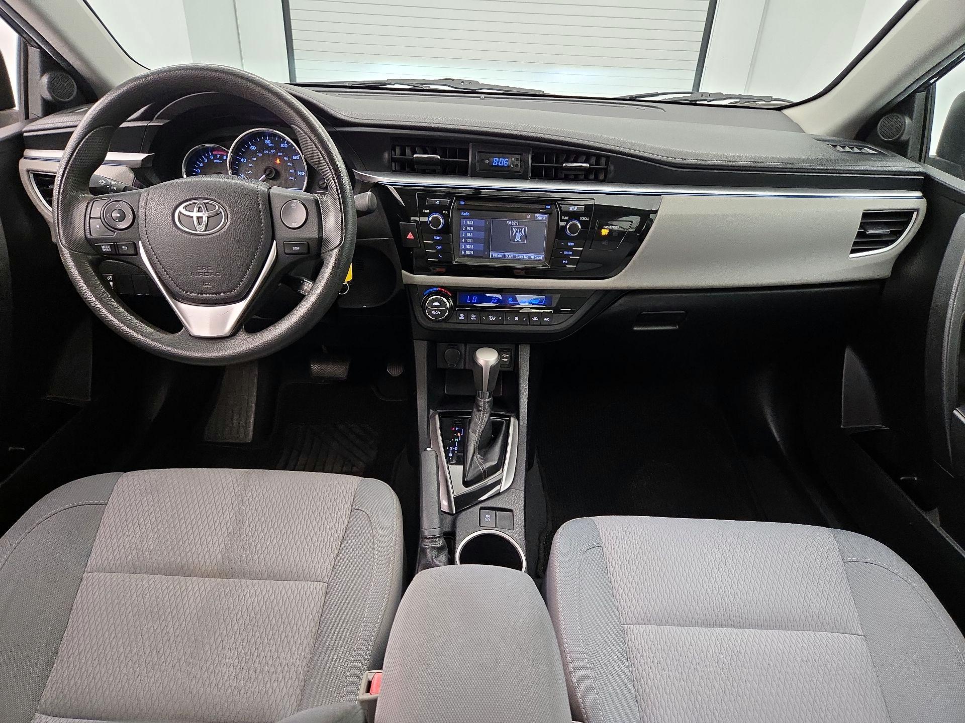 Thumbnail: 2014 Toyota Corolla - 9