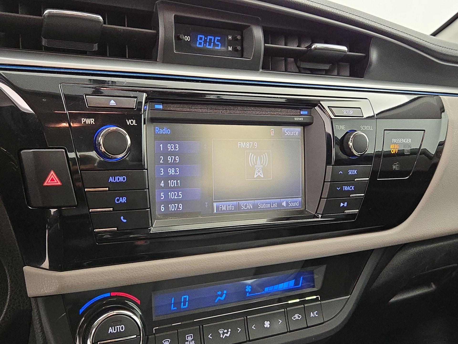 Thumbnail: 2014 Toyota Corolla - 15