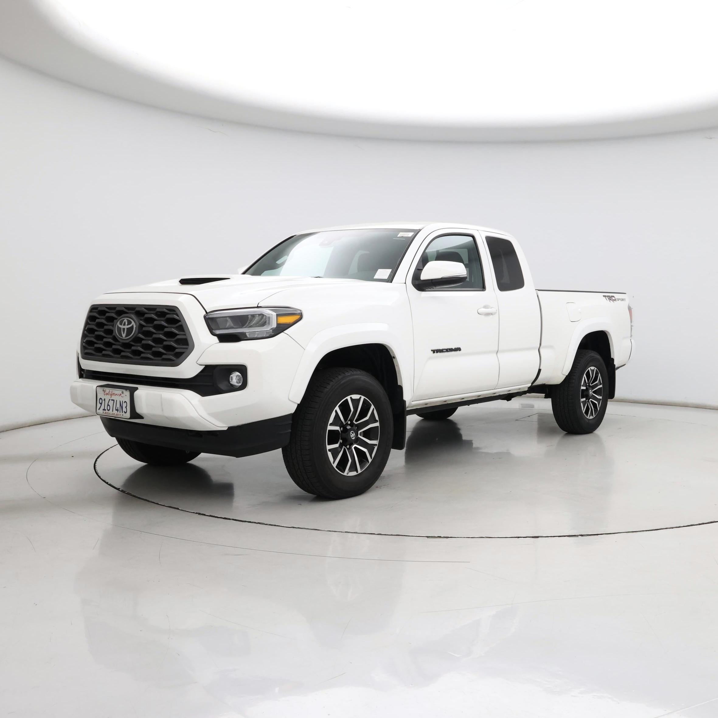 Thumbnail: 2022 Toyota Tacoma - 4