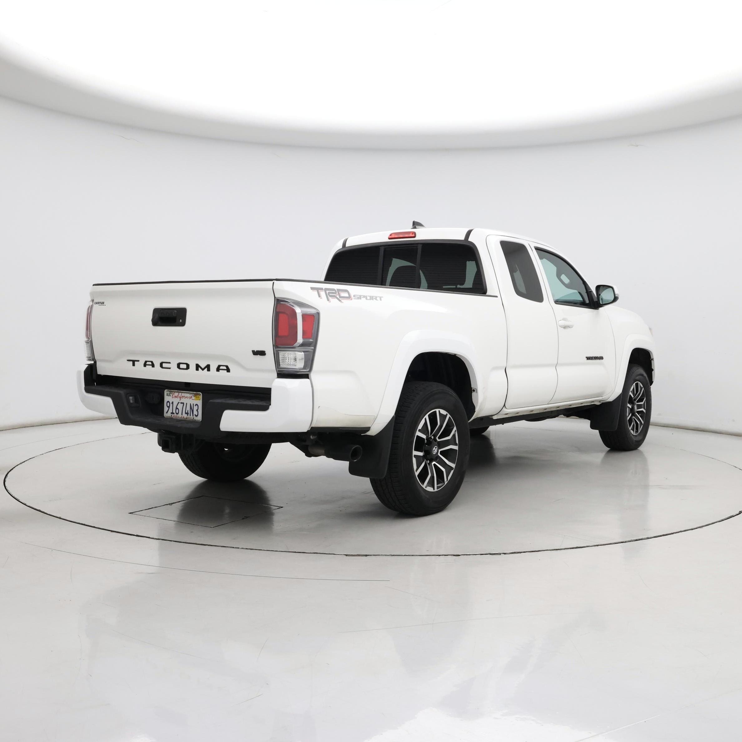 Thumbnail: 2022 Toyota Tacoma - 8