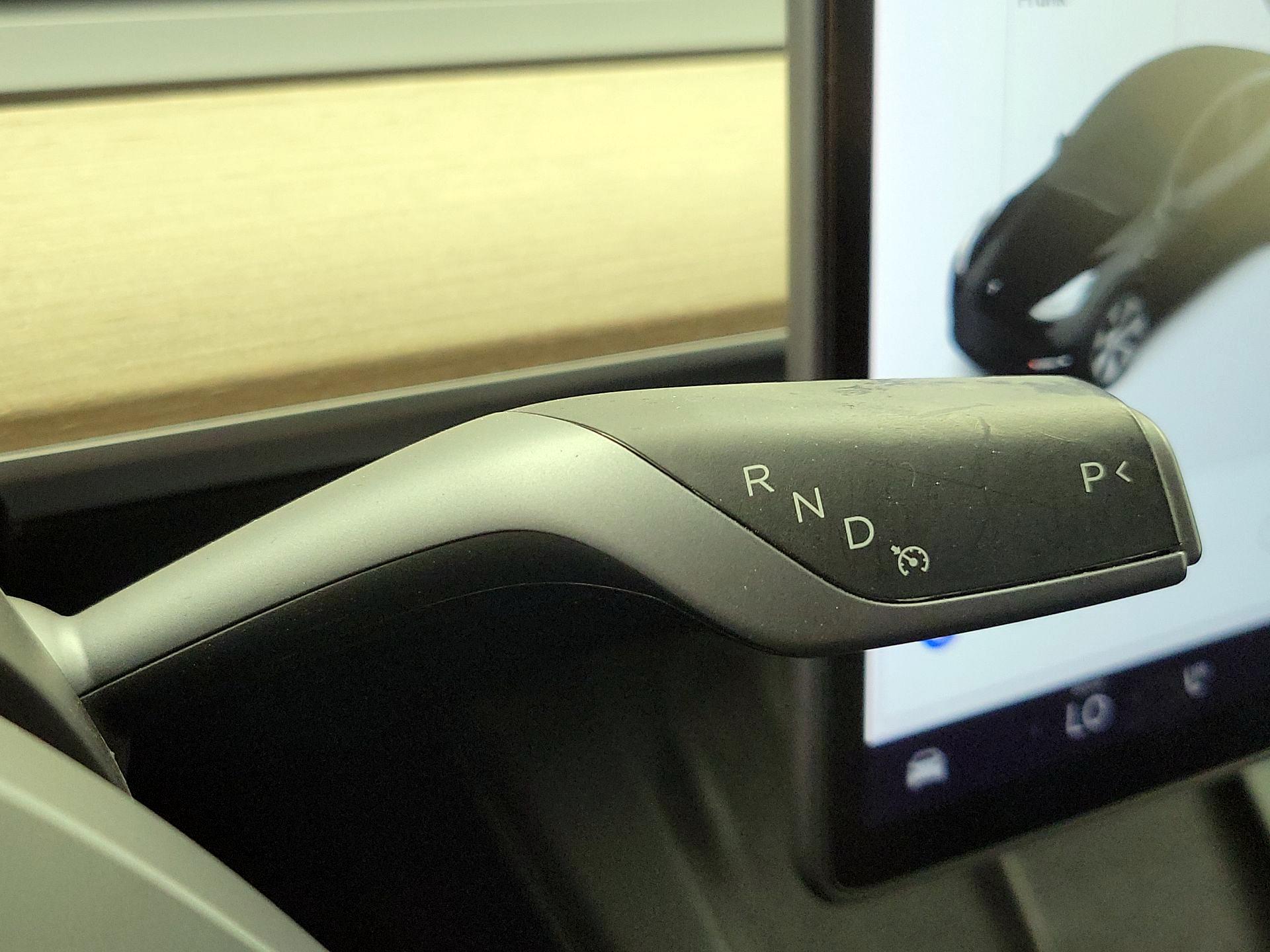 Thumbnail: 2021 Tesla Model Y - 17