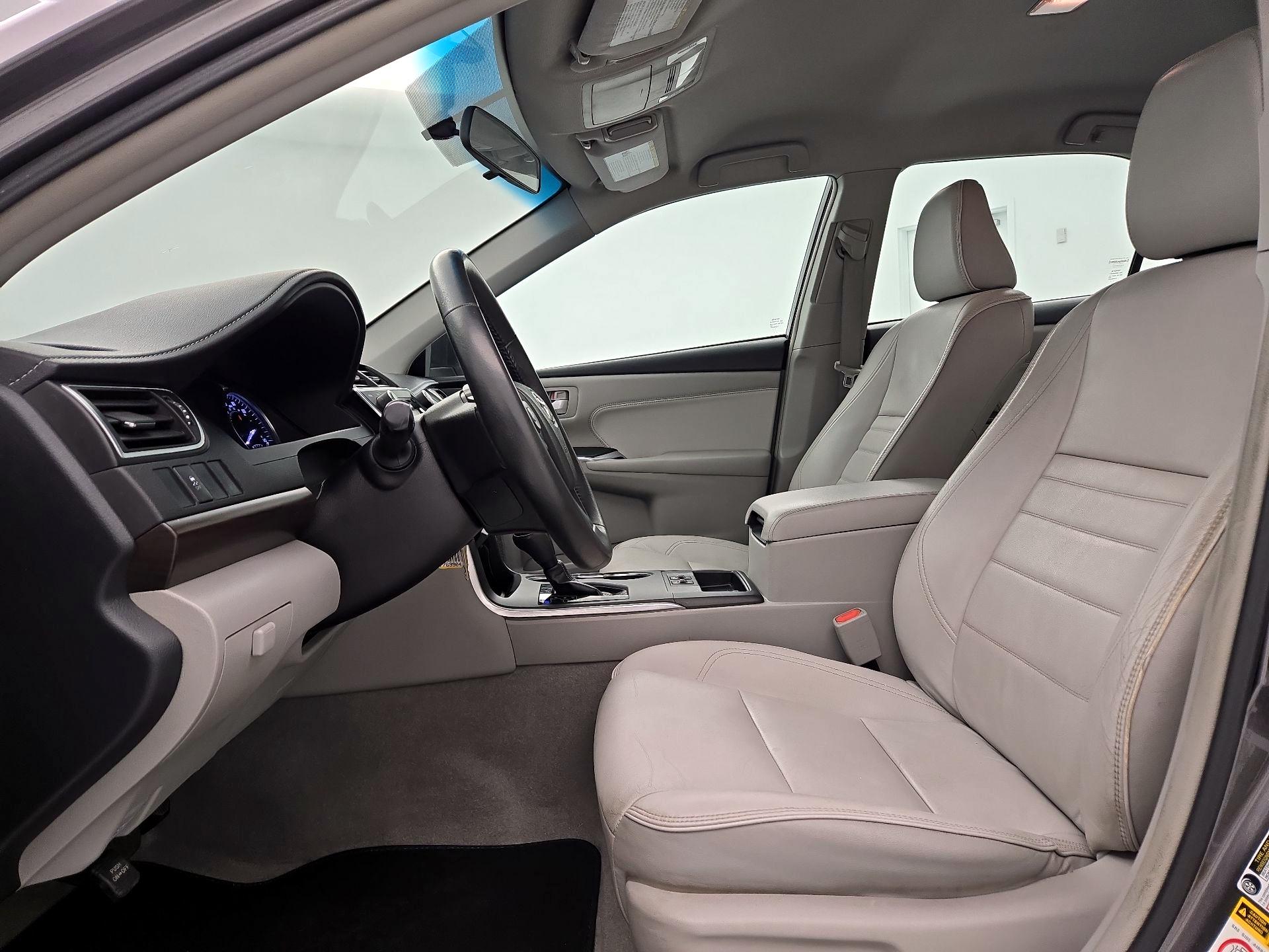 Thumbnail: 2016 Toyota Camry - 11