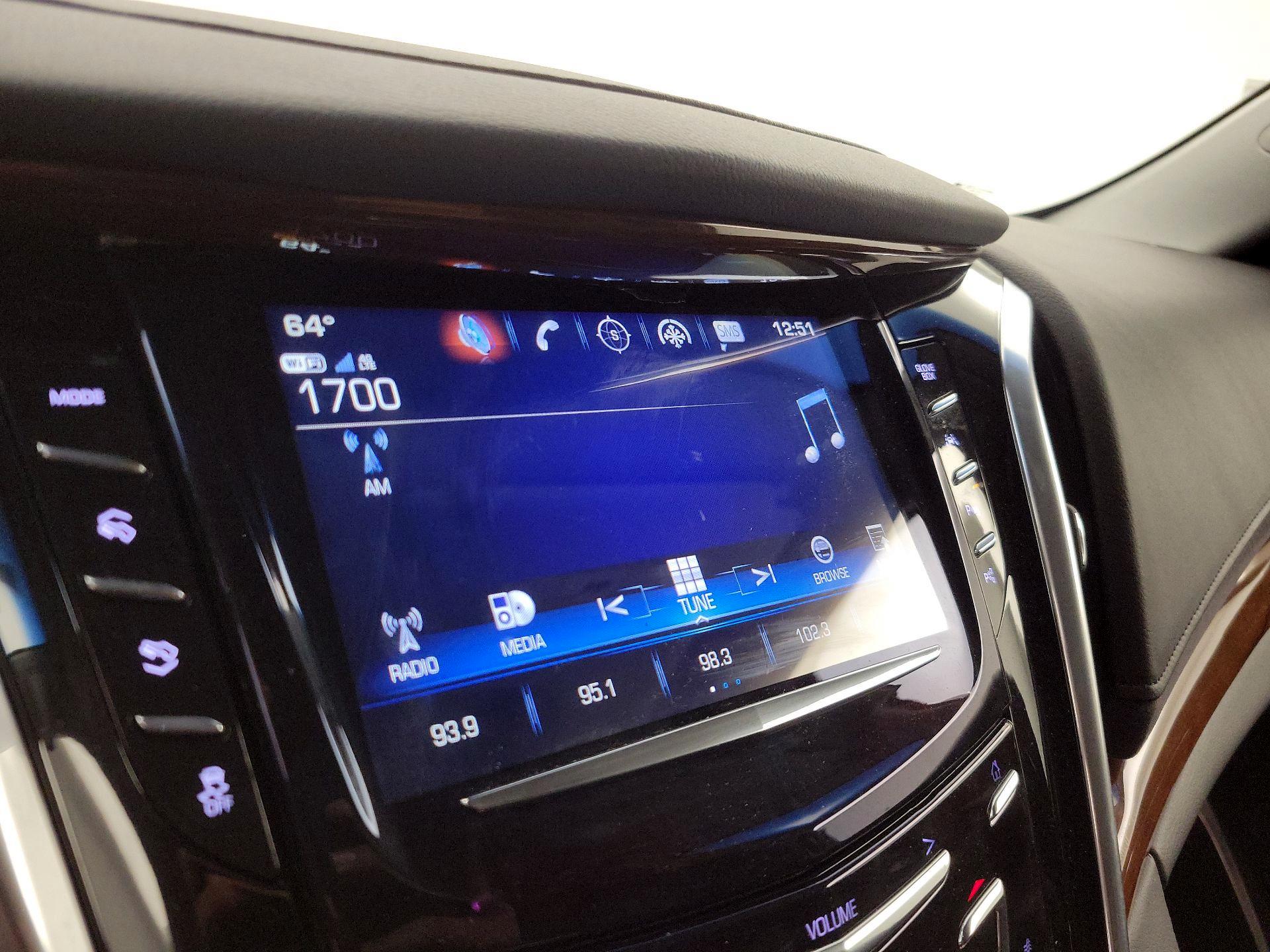 Thumbnail: 2019 Cadillac Escalade - 16