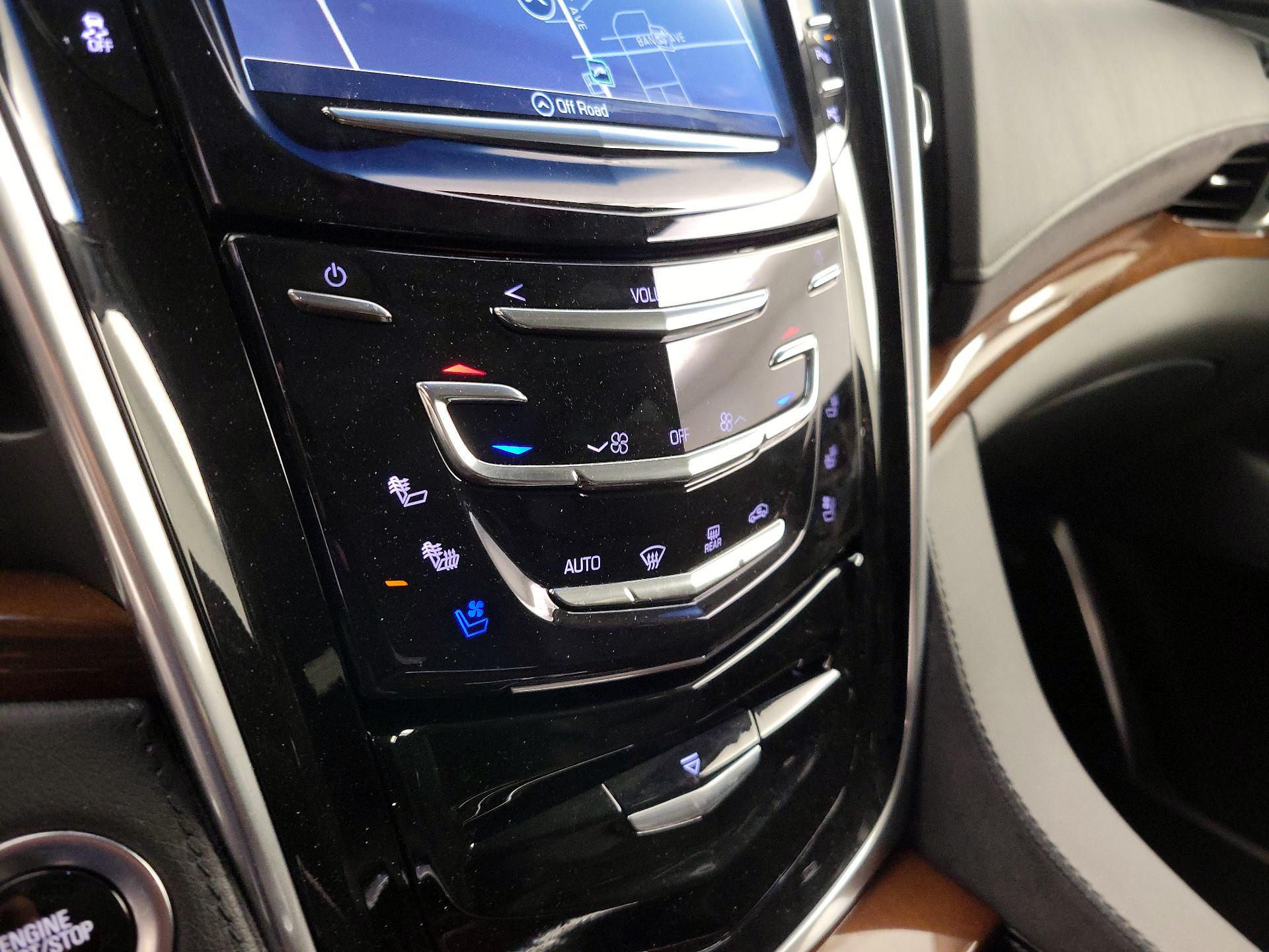 Thumbnail: 2019 Cadillac Escalade - 17