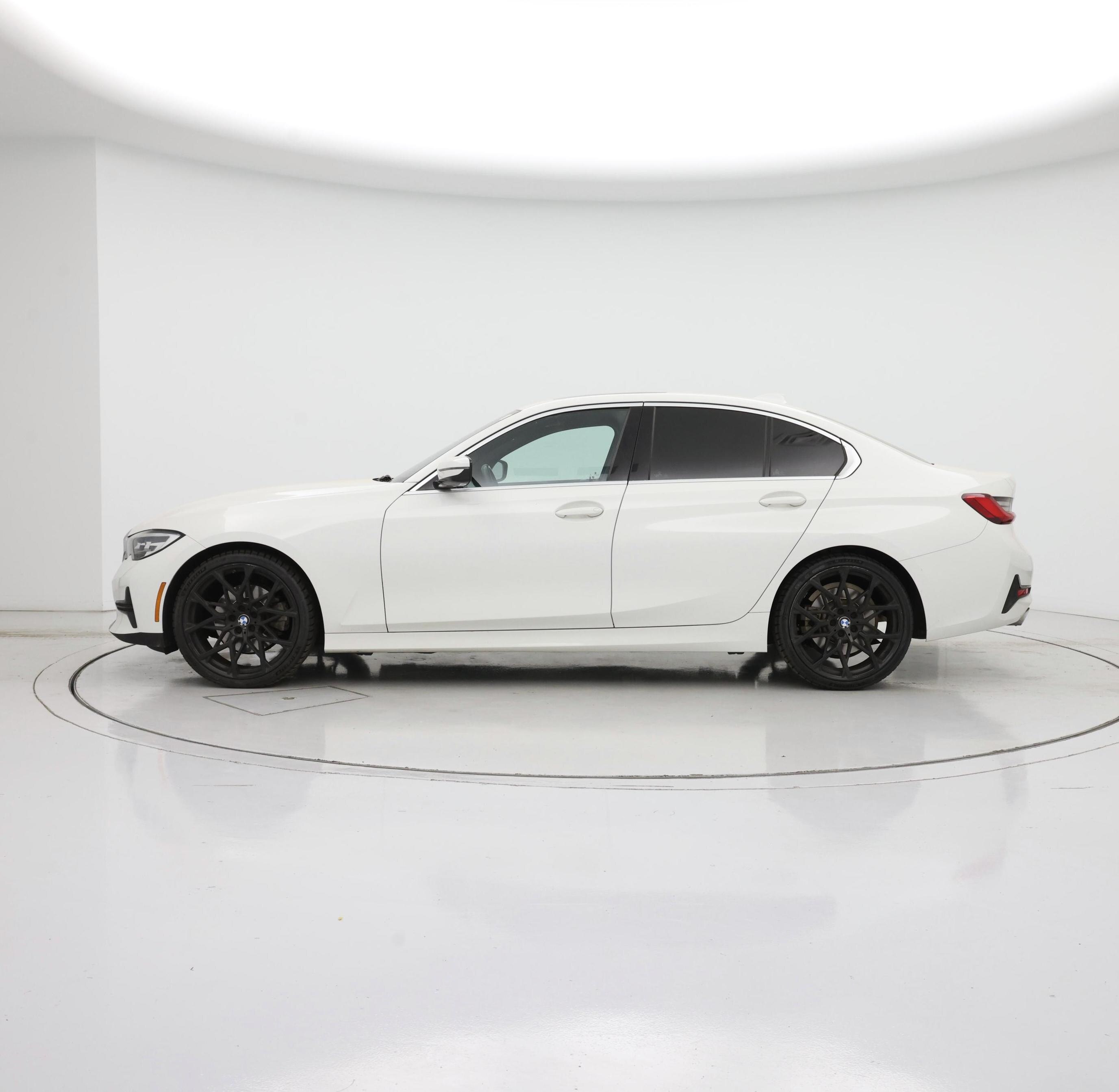 Thumbnail: 2020 BMW 3 Series - 3