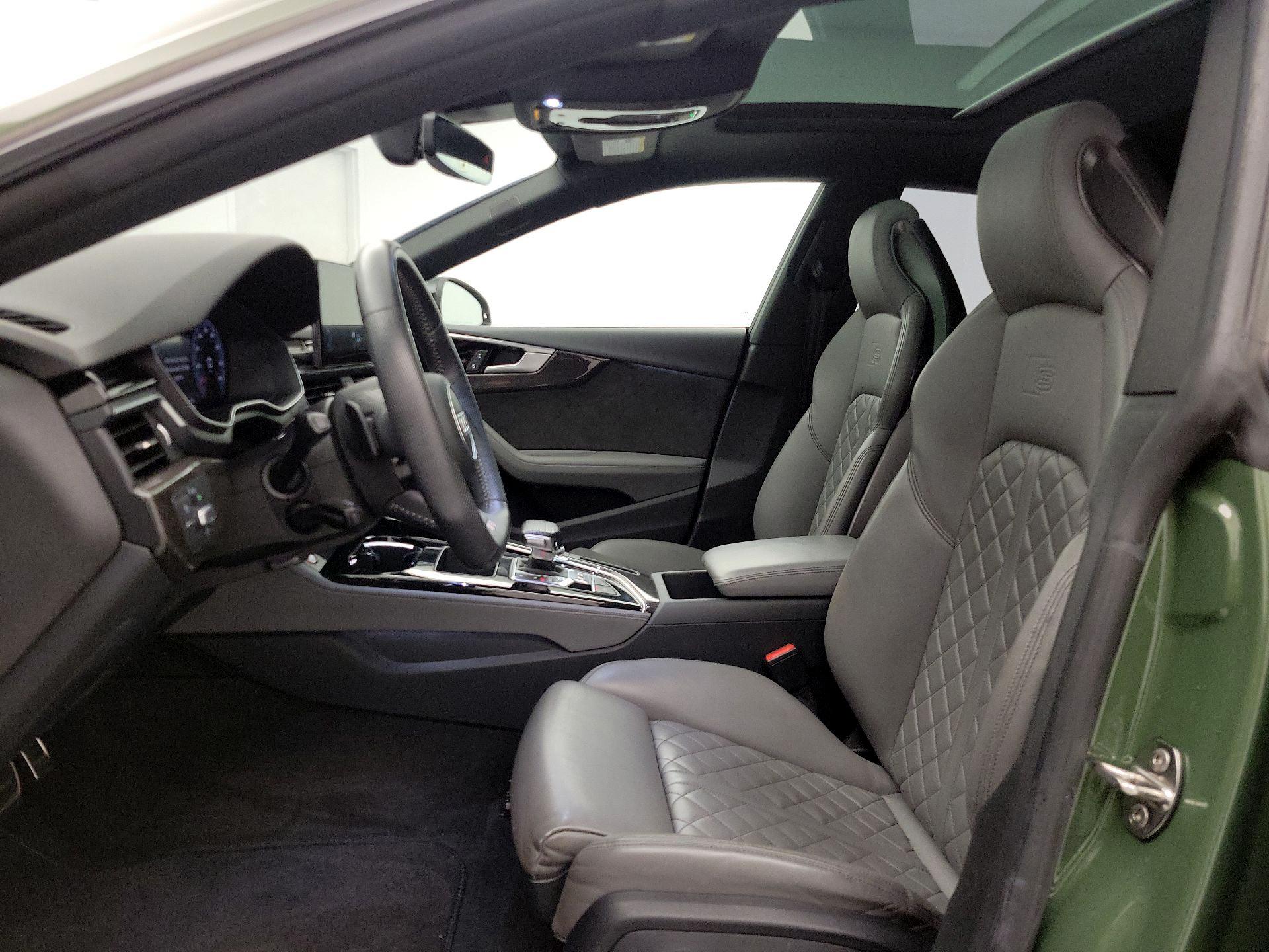 Thumbnail: 2020 Audi S5 - 11