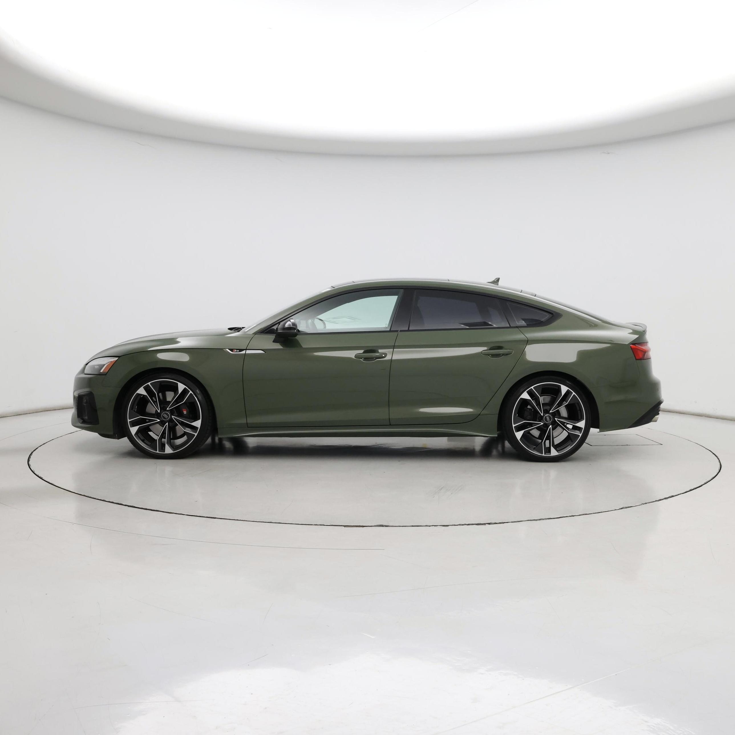 Thumbnail: 2020 Audi S5 - 3