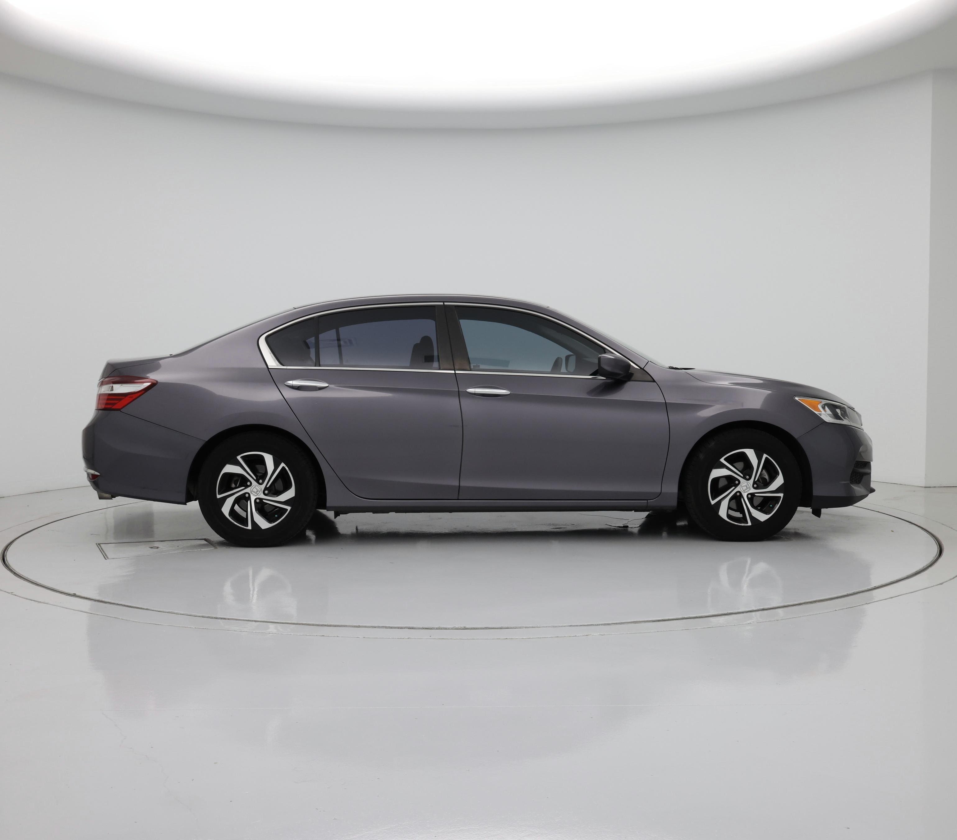 Thumbnail: 2017 Honda Accord - 7